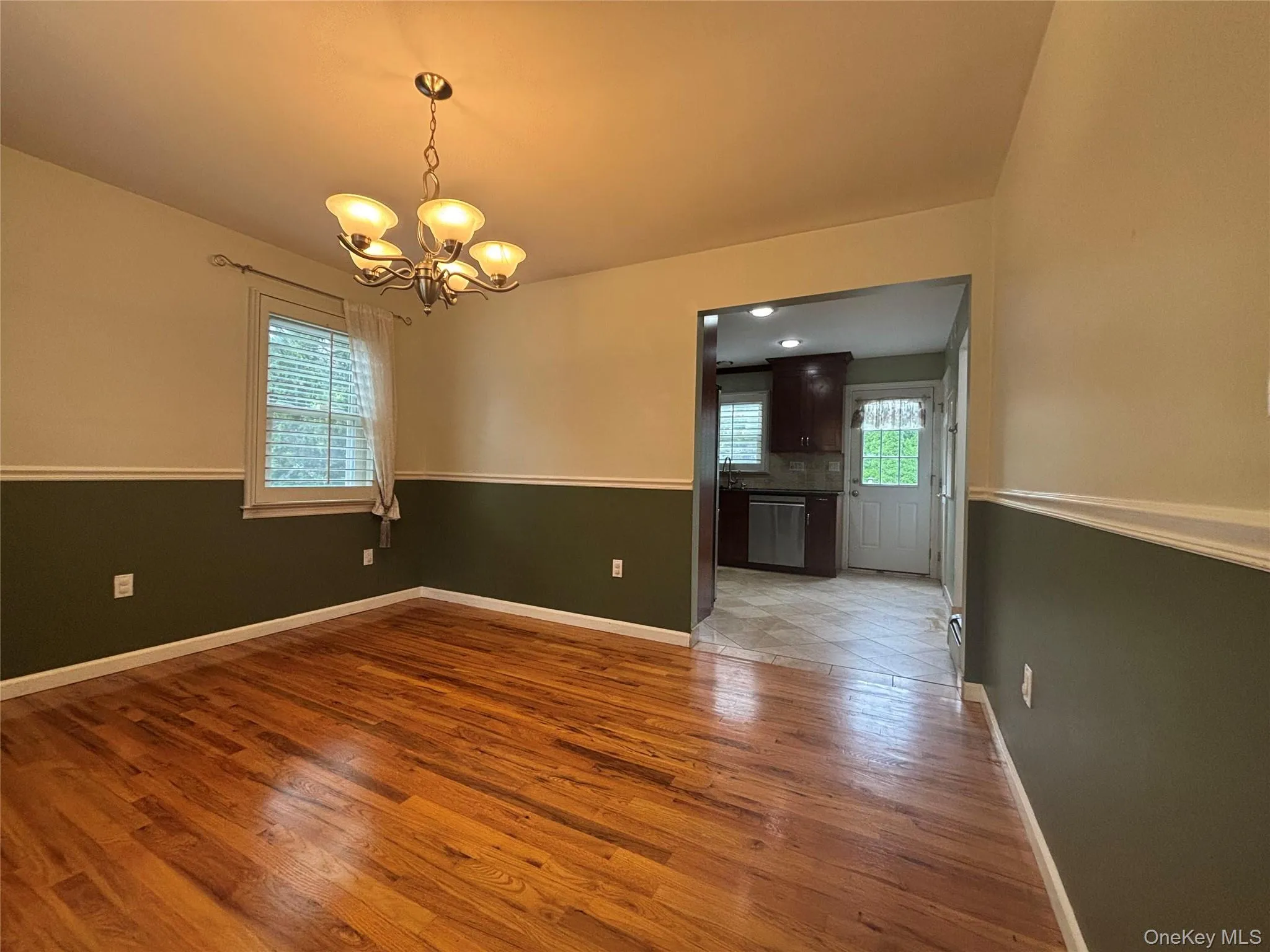 210 Glen Avenue, Rye Town, NY, 3 Bedrooms Bedrooms, 10 Rooms Rooms,1 BathroomBathrooms,Residential,For Rent,Glen,0,1030172 210 Glen Avenue, Rye Town, NY, 3 Bedrooms Bedrooms, 10 Rooms Rooms,1 BathroomBathrooms,Residential,For Rent,Glen,0,1030172