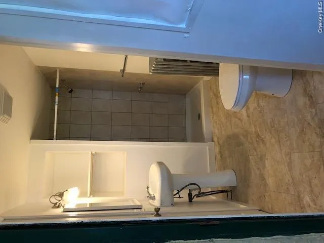 13 Benton Avenue, Middletown, NY, 1 Bedroom Bedrooms, 3 Rooms Rooms,1 BathroomBathrooms,Residential Lease,For Rent,Benton,0,1030173 13 Benton Avenue, Middletown, NY, 1 Bedroom Bedrooms, 3 Rooms Rooms,1 BathroomBathrooms,Residential Lease,For Rent,Benton,0,1030173