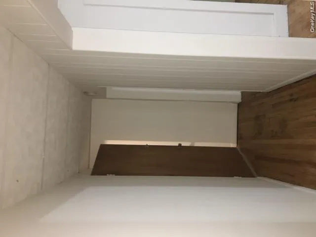 13 Benton Avenue, Middletown, NY, 1 Bedroom Bedrooms, 3 Rooms Rooms,1 BathroomBathrooms,Residential Lease,For Rent,Benton,0,1030173 13 Benton Avenue, Middletown, NY, 1 Bedroom Bedrooms, 3 Rooms Rooms,1 BathroomBathrooms,Residential Lease,For Rent,Benton,0,1030173