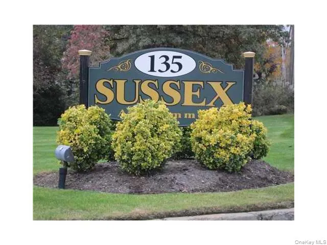 135 West Nyack Road, Clarkstown, NY, 1 Bedroom Bedrooms, 4 Rooms Rooms,1 BathroomBathrooms,Residential Lease,For Rent,West Nyack,0,1030182 135 West Nyack Road, Clarkstown, NY, 1 Bedroom Bedrooms, 4 Rooms Rooms,1 BathroomBathrooms,Residential Lease,For Rent,West Nyack,0,1030182
