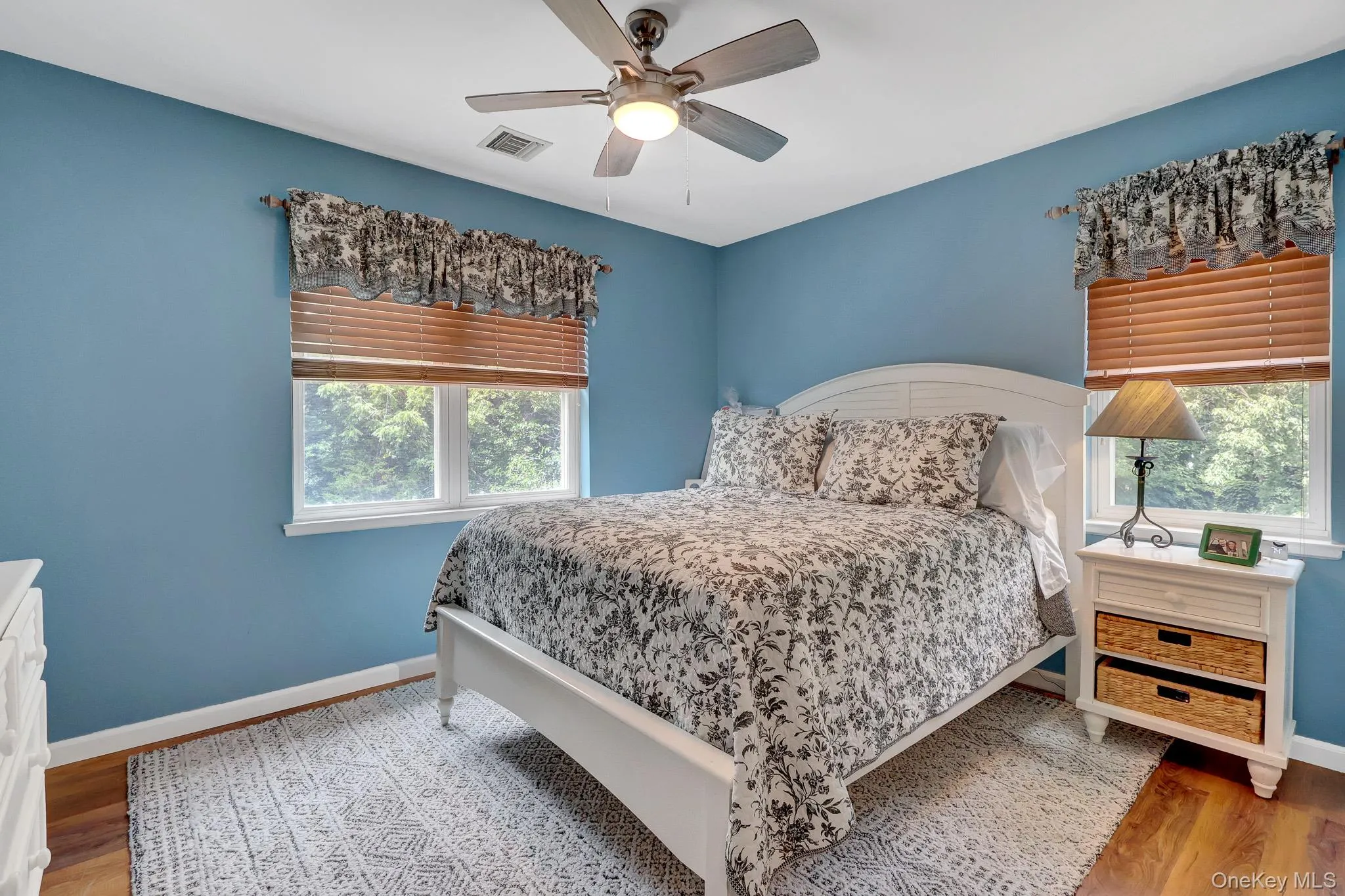 4 Apple Lane, Riverhead, NY, 4 Bedrooms Bedrooms, 10 Rooms Rooms,2 BathroomsBathrooms,Residential,For Rent,Apple,0,1030183 4 Apple Lane, Riverhead, NY, 4 Bedrooms Bedrooms, 10 Rooms Rooms,2 BathroomsBathrooms,Residential,For Rent,Apple,0,1030183