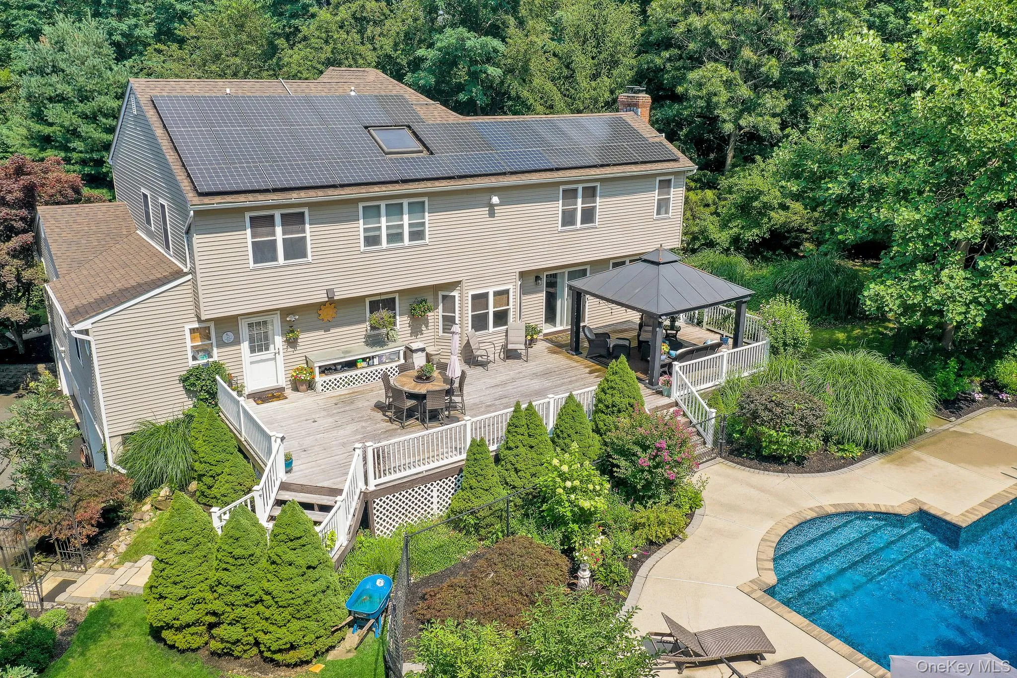 4 Apple Lane, Riverhead, NY, 4 Bedrooms Bedrooms, 10 Rooms Rooms,2 BathroomsBathrooms,Residential,For Rent,Apple,0,1030183 4 Apple Lane, Riverhead, NY, 4 Bedrooms Bedrooms, 10 Rooms Rooms,2 BathroomsBathrooms,Residential,For Rent,Apple,0,1030183