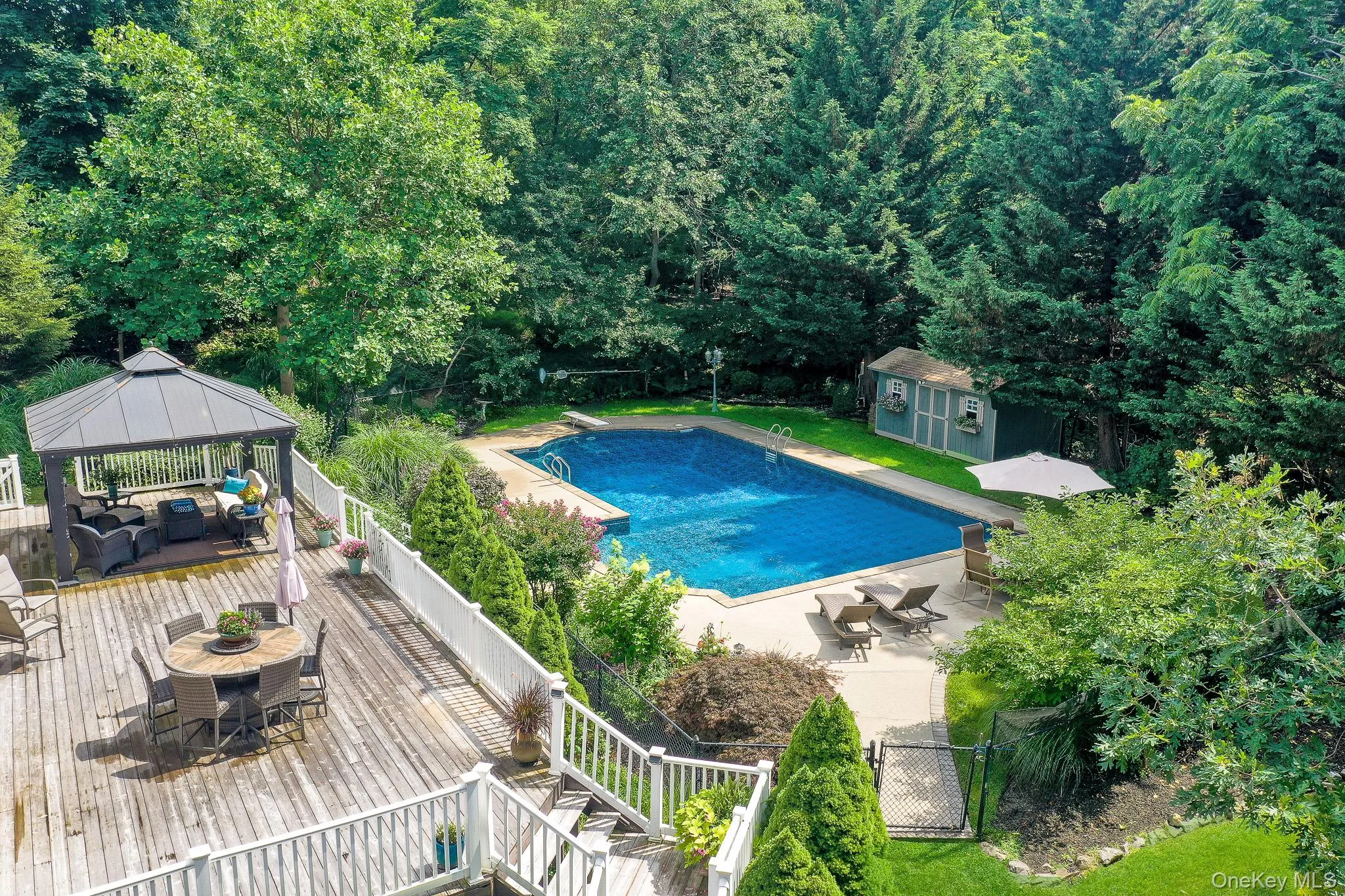 4 Apple Lane, Riverhead, NY, 4 Bedrooms Bedrooms, 10 Rooms Rooms,2 BathroomsBathrooms,Residential,For Rent,Apple,0,1030183 4 Apple Lane, Riverhead, NY, 4 Bedrooms Bedrooms, 10 Rooms Rooms,2 BathroomsBathrooms,Residential,For Rent,Apple,0,1030183