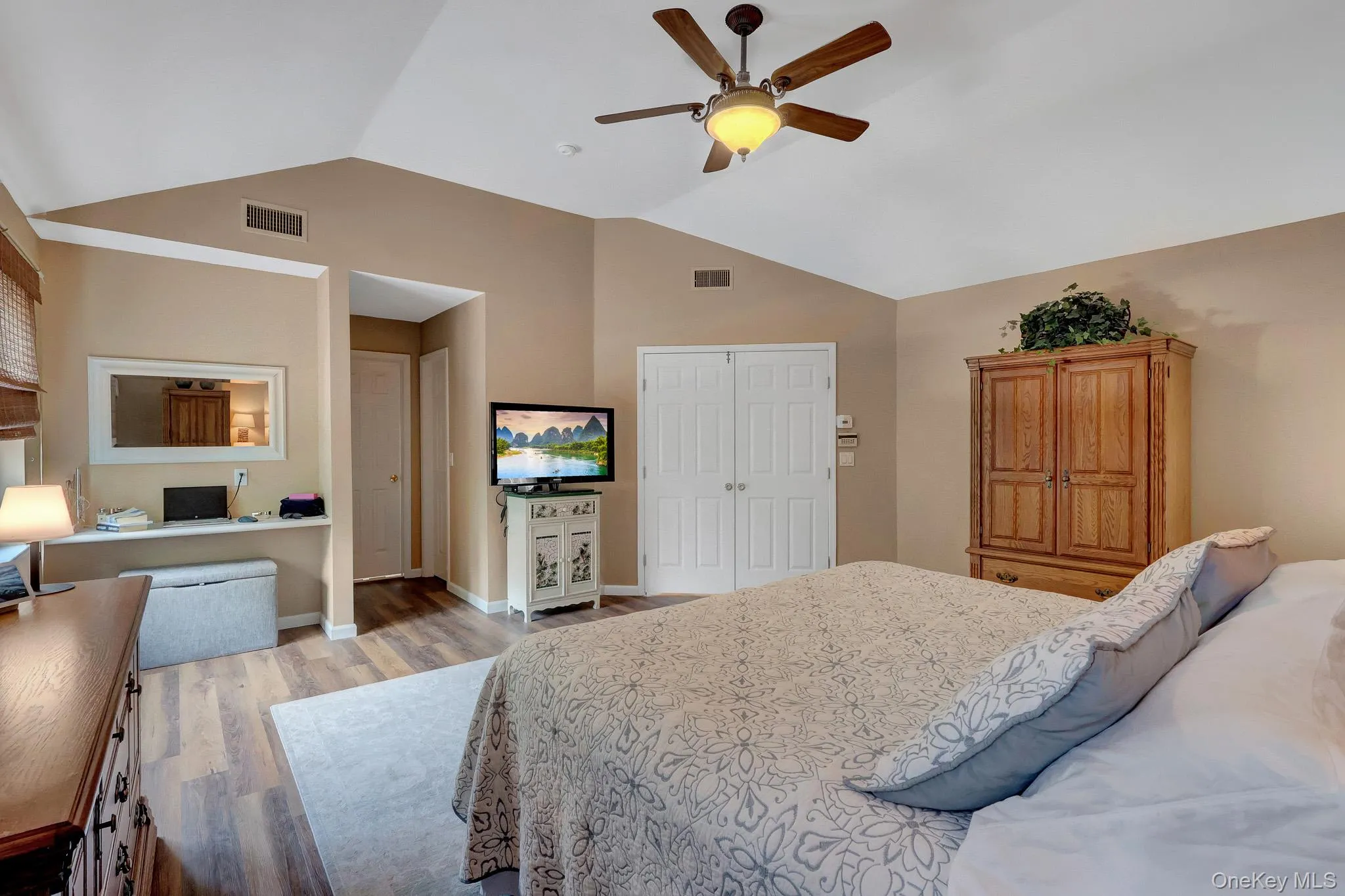 4 Apple Lane, Riverhead, NY, 4 Bedrooms Bedrooms, 10 Rooms Rooms,2 BathroomsBathrooms,Residential,For Rent,Apple,0,1030183 4 Apple Lane, Riverhead, NY, 4 Bedrooms Bedrooms, 10 Rooms Rooms,2 BathroomsBathrooms,Residential,For Rent,Apple,0,1030183