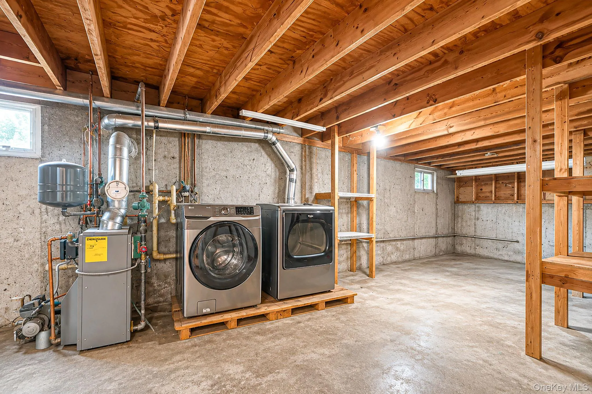 11 Radio Avenue, Brookhaven, NY, 3 Bedrooms Bedrooms, 7 Rooms Rooms,2 BathroomsBathrooms,Residential,For Rent,Radio,0,1030186 11 Radio Avenue, Brookhaven, NY, 3 Bedrooms Bedrooms, 7 Rooms Rooms,2 BathroomsBathrooms,Residential,For Rent,Radio,0,1030186