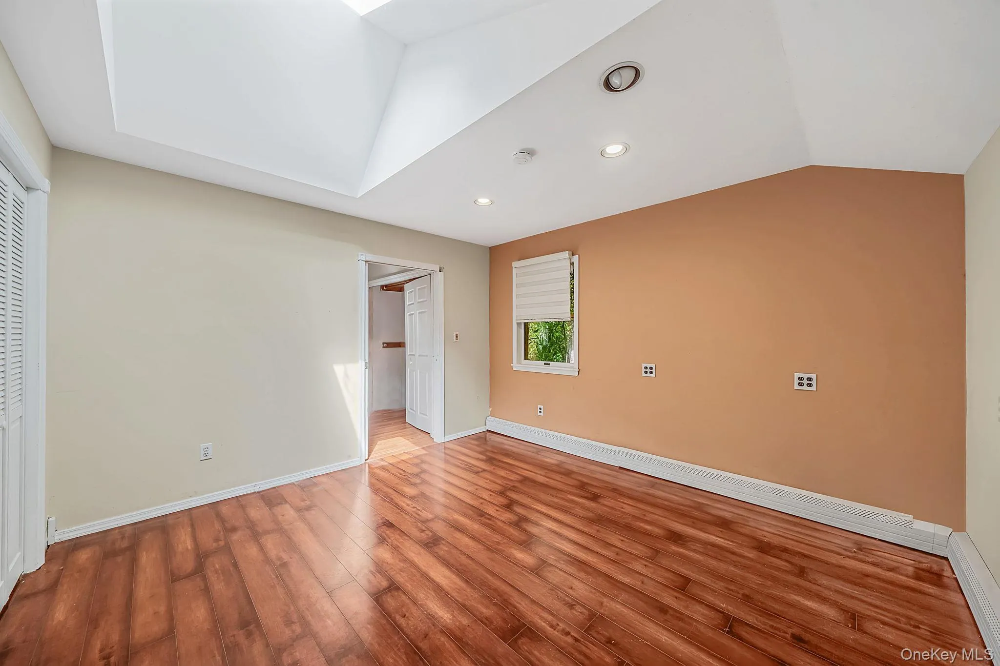 11 Radio Avenue, Brookhaven, NY, 3 Bedrooms Bedrooms, 7 Rooms Rooms,2 BathroomsBathrooms,Residential,For Rent,Radio,0,1030186 11 Radio Avenue, Brookhaven, NY, 3 Bedrooms Bedrooms, 7 Rooms Rooms,2 BathroomsBathrooms,Residential,For Rent,Radio,0,1030186