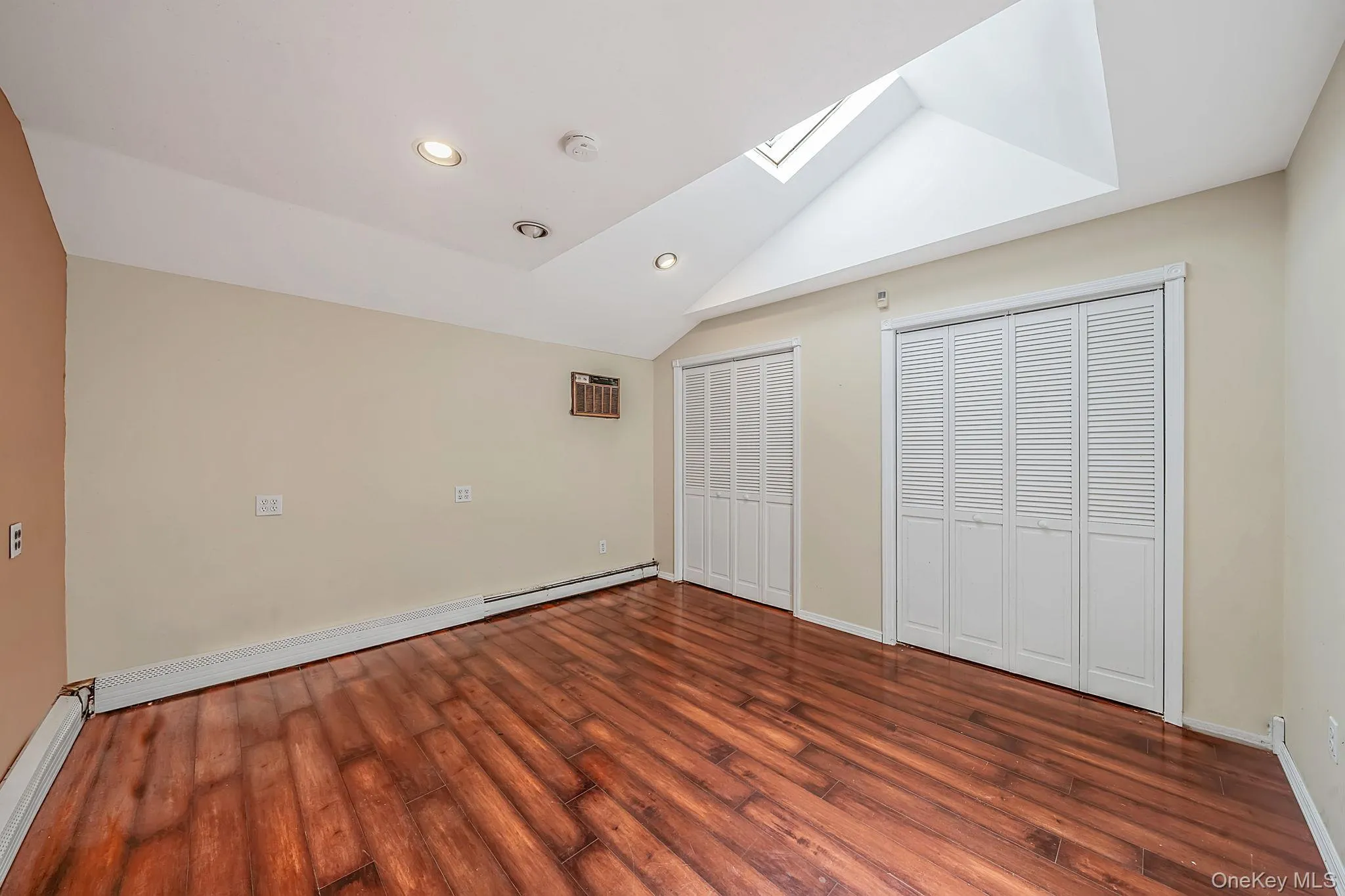 11 Radio Avenue, Brookhaven, NY, 3 Bedrooms Bedrooms, 7 Rooms Rooms,2 BathroomsBathrooms,Residential,For Rent,Radio,0,1030186 11 Radio Avenue, Brookhaven, NY, 3 Bedrooms Bedrooms, 7 Rooms Rooms,2 BathroomsBathrooms,Residential,For Rent,Radio,0,1030186