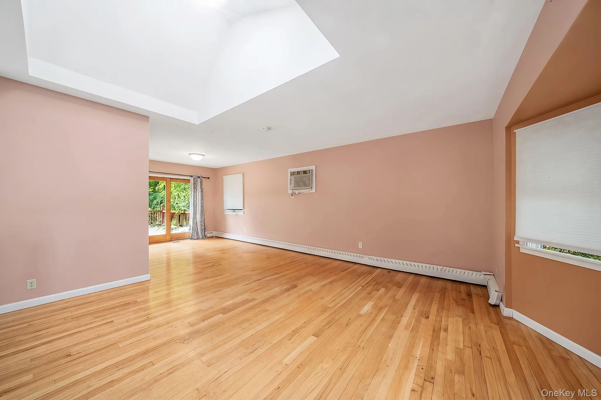 11 Radio Avenue, Brookhaven, NY, 3 Bedrooms Bedrooms, 7 Rooms Rooms,2 BathroomsBathrooms,Residential,For Rent,Radio,0,1030186 11 Radio Avenue, Brookhaven, NY, 3 Bedrooms Bedrooms, 7 Rooms Rooms,2 BathroomsBathrooms,Residential,For Rent,Radio,0,1030186