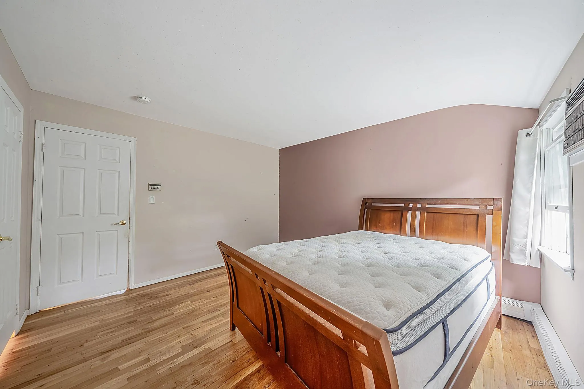 11 Radio Avenue, Brookhaven, NY, 3 Bedrooms Bedrooms, 7 Rooms Rooms,2 BathroomsBathrooms,Residential,For Rent,Radio,0,1030186 11 Radio Avenue, Brookhaven, NY, 3 Bedrooms Bedrooms, 7 Rooms Rooms,2 BathroomsBathrooms,Residential,For Rent,Radio,0,1030186