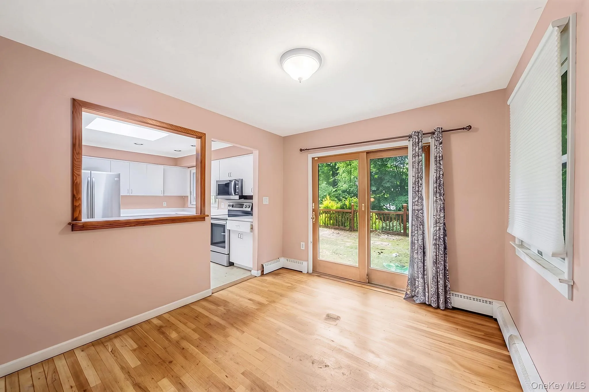 11 Radio Avenue, Brookhaven, NY, 3 Bedrooms Bedrooms, 7 Rooms Rooms,2 BathroomsBathrooms,Residential,For Rent,Radio,0,1030186 11 Radio Avenue, Brookhaven, NY, 3 Bedrooms Bedrooms, 7 Rooms Rooms,2 BathroomsBathrooms,Residential,For Rent,Radio,0,1030186