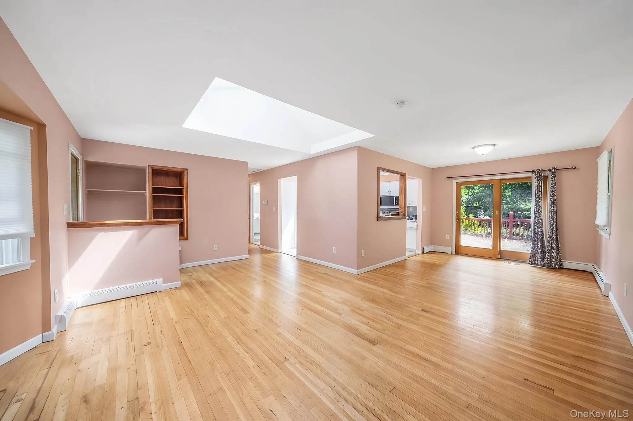11 Radio Avenue, Brookhaven, NY, 3 Bedrooms Bedrooms, 7 Rooms Rooms,2 BathroomsBathrooms,Residential,For Rent,Radio,0,1030186 11 Radio Avenue, Brookhaven, NY, 3 Bedrooms Bedrooms, 7 Rooms Rooms,2 BathroomsBathrooms,Residential,For Rent,Radio,0,1030186