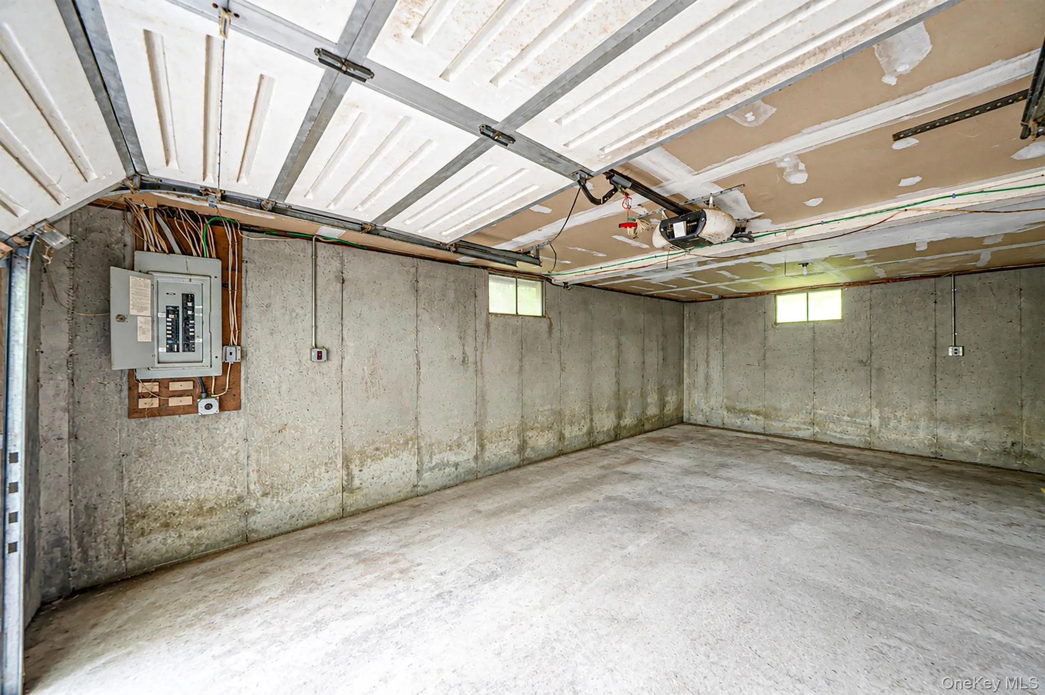11 Radio Avenue, Brookhaven, NY, 3 Bedrooms Bedrooms, 7 Rooms Rooms,2 BathroomsBathrooms,Residential,For Rent,Radio,0,1030186 11 Radio Avenue, Brookhaven, NY, 3 Bedrooms Bedrooms, 7 Rooms Rooms,2 BathroomsBathrooms,Residential,For Rent,Radio,0,1030186