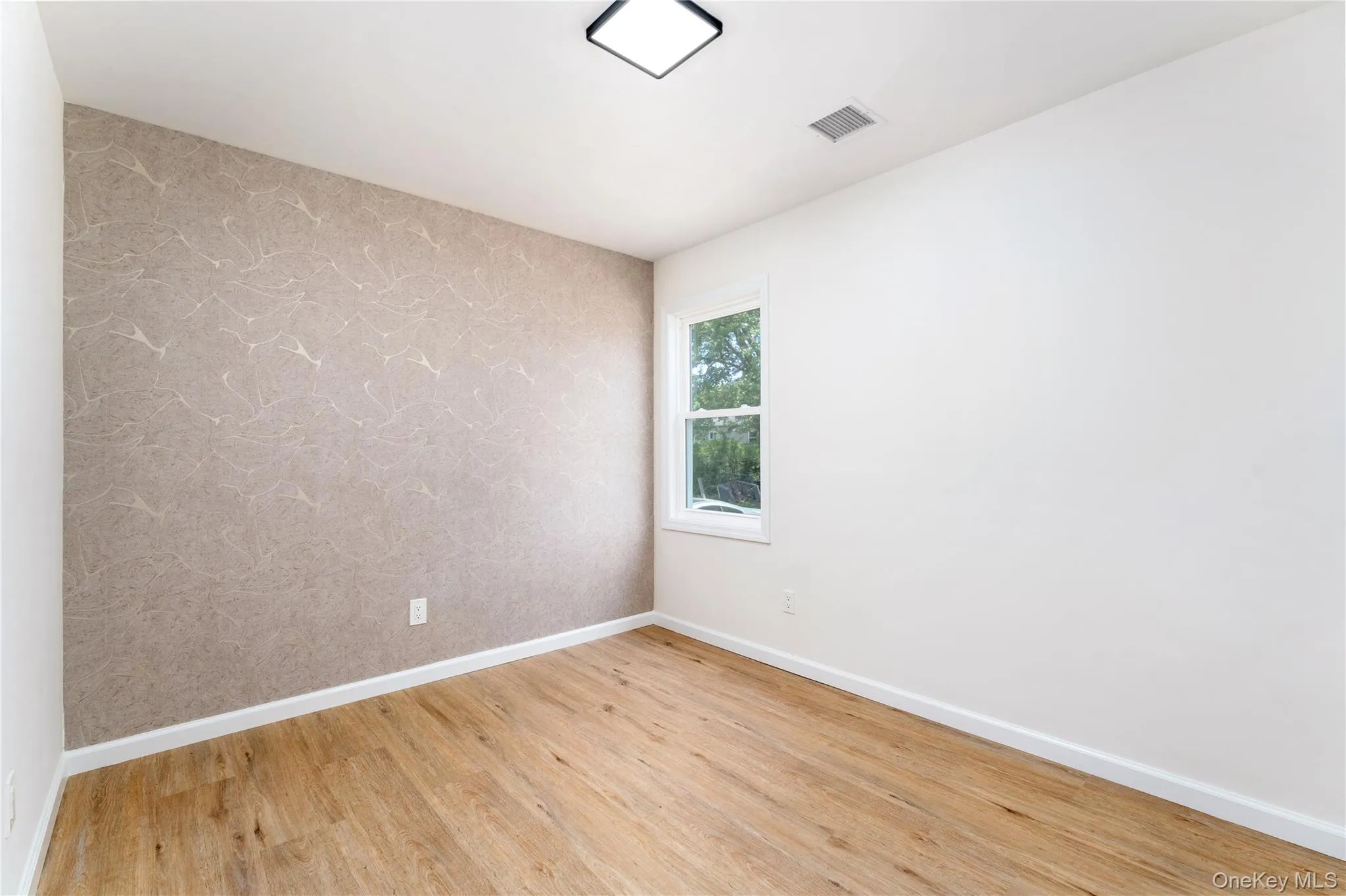 743 Hoffman Avenue, Brookhaven, NY, 3 Bedrooms Bedrooms, 7 Rooms Rooms,1 BathroomBathrooms,Residential,For Rent,Hoffman,0,1030192 743 Hoffman Avenue, Brookhaven, NY, 3 Bedrooms Bedrooms, 7 Rooms Rooms,1 BathroomBathrooms,Residential,For Rent,Hoffman,0,1030192