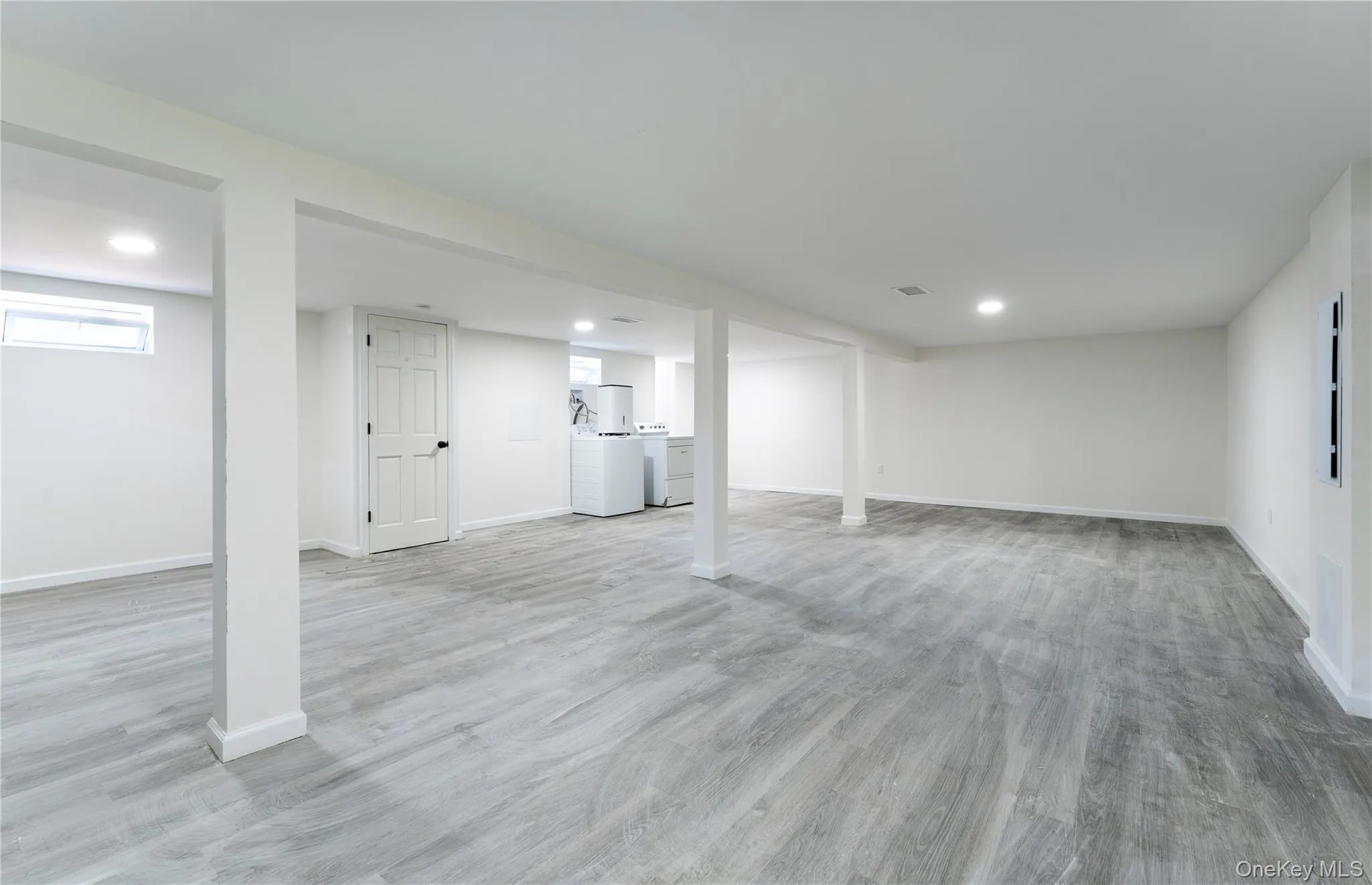 743 Hoffman Avenue, Brookhaven, NY, 3 Bedrooms Bedrooms, 7 Rooms Rooms,1 BathroomBathrooms,Residential,For Rent,Hoffman,0,1030192 743 Hoffman Avenue, Brookhaven, NY, 3 Bedrooms Bedrooms, 7 Rooms Rooms,1 BathroomBathrooms,Residential,For Rent,Hoffman,0,1030192