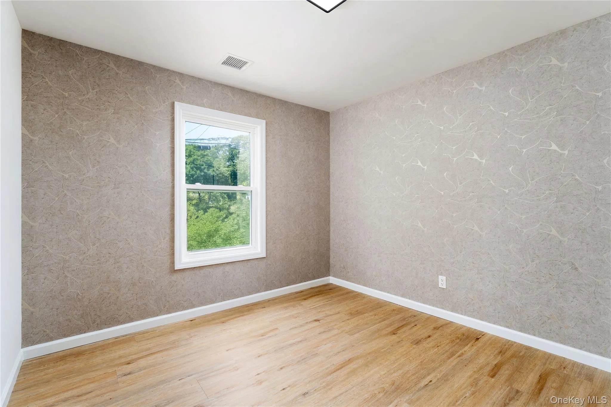 743 Hoffman Avenue, Brookhaven, NY, 3 Bedrooms Bedrooms, 7 Rooms Rooms,1 BathroomBathrooms,Residential,For Rent,Hoffman,0,1030192 743 Hoffman Avenue, Brookhaven, NY, 3 Bedrooms Bedrooms, 7 Rooms Rooms,1 BathroomBathrooms,Residential,For Rent,Hoffman,0,1030192