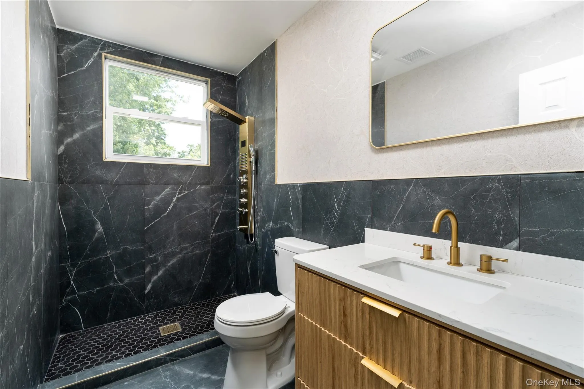 743 Hoffman Avenue, Brookhaven, NY, 3 Bedrooms Bedrooms, 7 Rooms Rooms,1 BathroomBathrooms,Residential,For Rent,Hoffman,0,1030192 743 Hoffman Avenue, Brookhaven, NY, 3 Bedrooms Bedrooms, 7 Rooms Rooms,1 BathroomBathrooms,Residential,For Rent,Hoffman,0,1030192