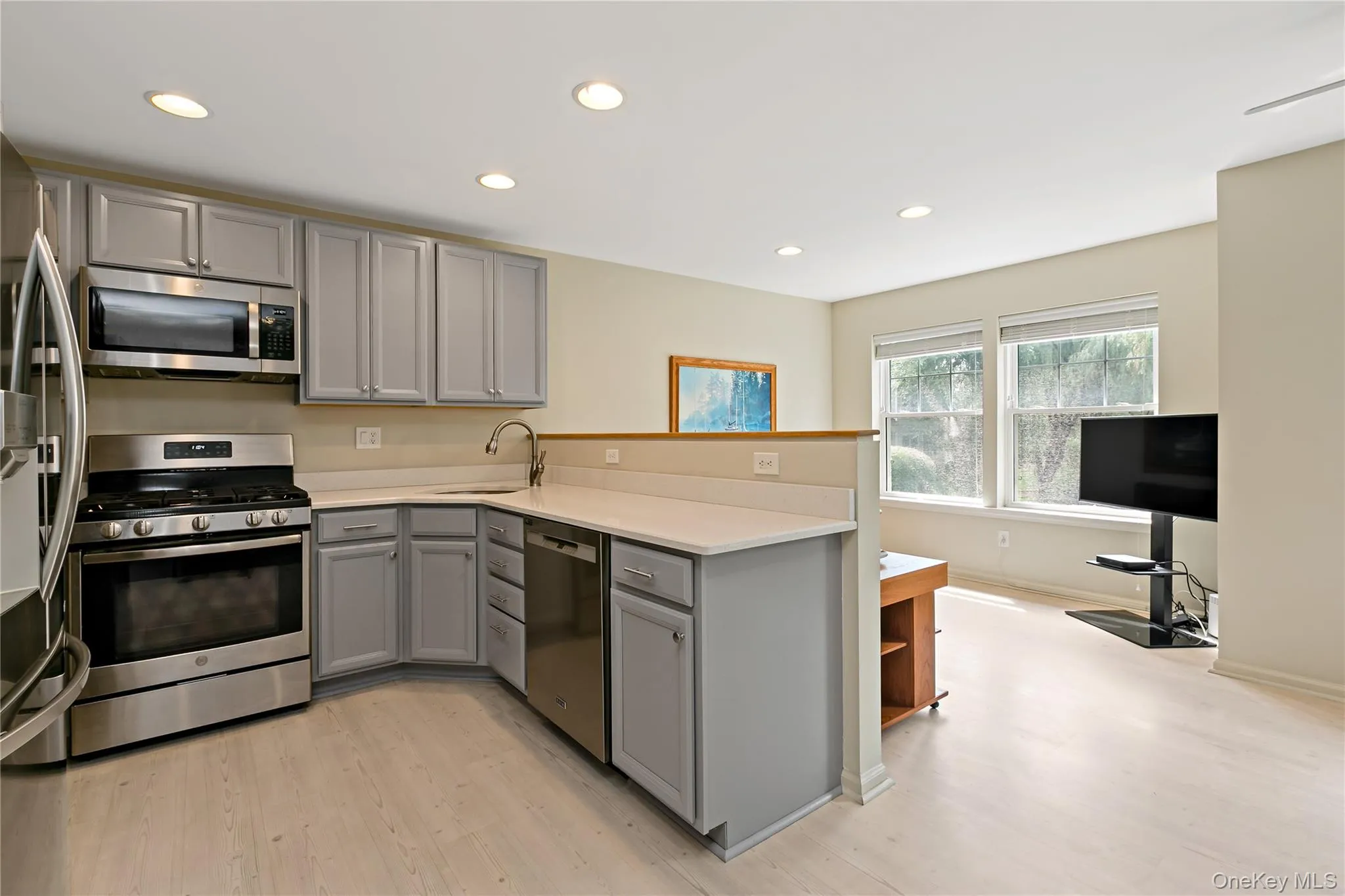 Current and contemporary, new designer cabinetry, counter top and appliances. Current and contemporary, new designer cabinetry, counter top and appliances.