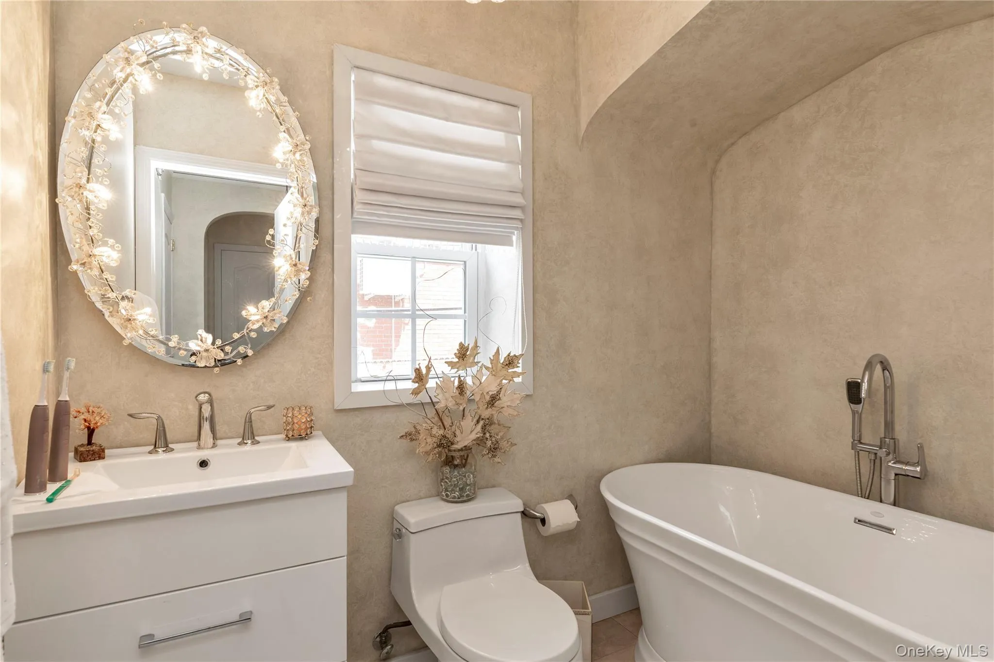 41-35 219th Street, New York, NY, 4 Bedrooms Bedrooms, 7 Rooms Rooms,2 BathroomsBathrooms,Residential,For Rent,219th,0,1030199 41-35 219th Street, New York, NY, 4 Bedrooms Bedrooms, 7 Rooms Rooms,2 BathroomsBathrooms,Residential,For Rent,219th,0,1030199