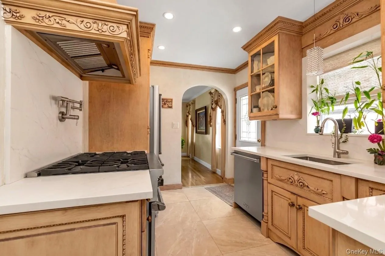 41-35 219th Street, New York, NY, 4 Bedrooms Bedrooms, 7 Rooms Rooms,2 BathroomsBathrooms,Residential,For Rent,219th,0,1030199 41-35 219th Street, New York, NY, 4 Bedrooms Bedrooms, 7 Rooms Rooms,2 BathroomsBathrooms,Residential,For Rent,219th,0,1030199