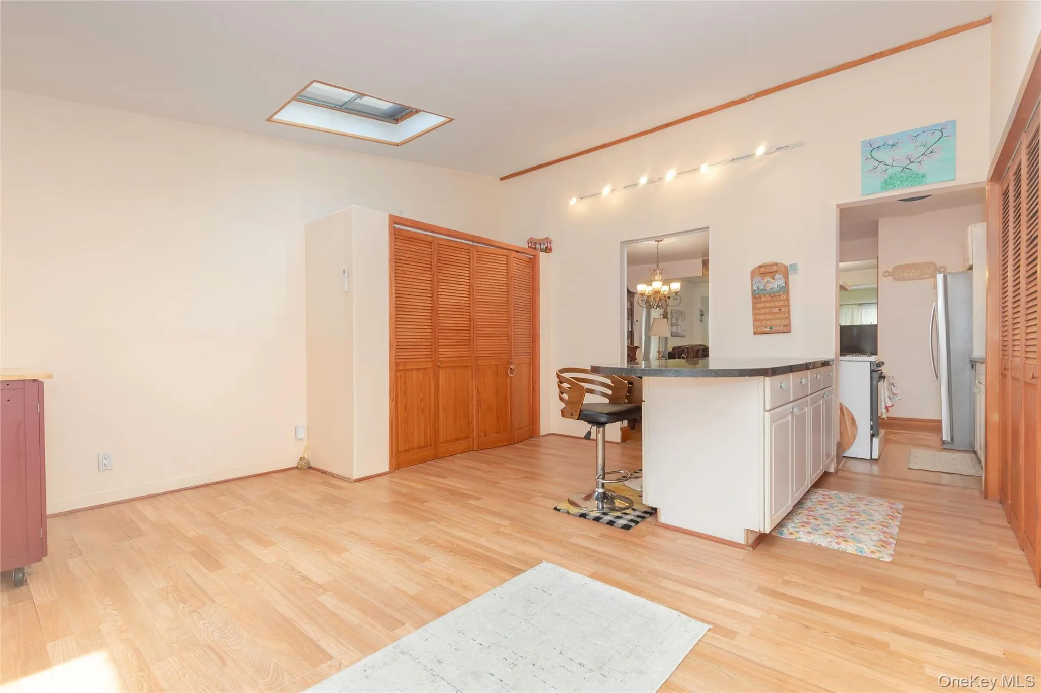 2036 Hobart Avenue, New York, NY, 2 Bedrooms Bedrooms, 5 Rooms Rooms,1 BathroomBathrooms,Residential,For Rent,Hobart,0,1030200 2036 Hobart Avenue, New York, NY, 2 Bedrooms Bedrooms, 5 Rooms Rooms,1 BathroomBathrooms,Residential,For Rent,Hobart,0,1030200