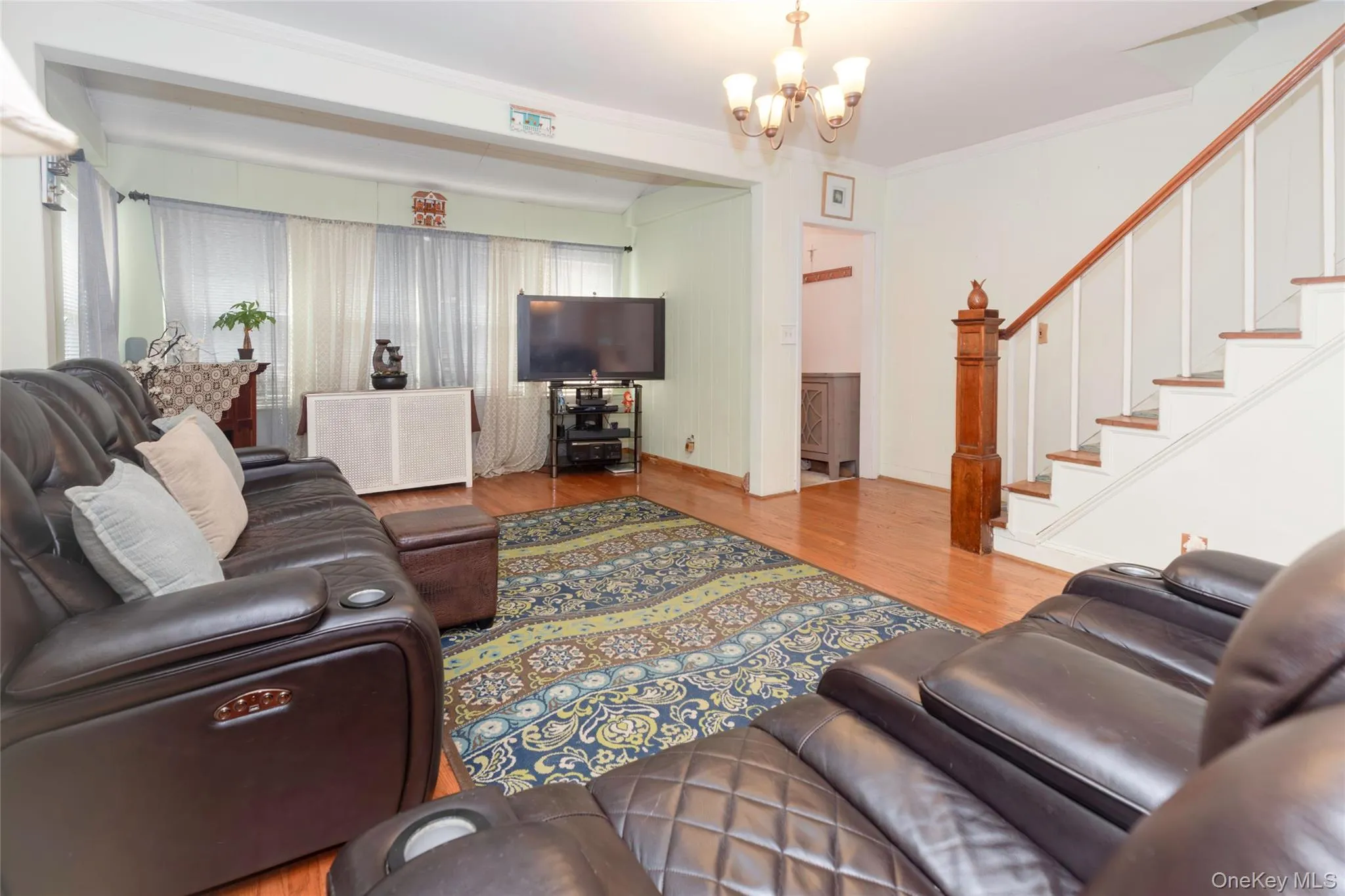2036 Hobart Avenue, New York, NY, 2 Bedrooms Bedrooms, 5 Rooms Rooms,1 BathroomBathrooms,Residential,For Rent,Hobart,0,1030200 2036 Hobart Avenue, New York, NY, 2 Bedrooms Bedrooms, 5 Rooms Rooms,1 BathroomBathrooms,Residential,For Rent,Hobart,0,1030200