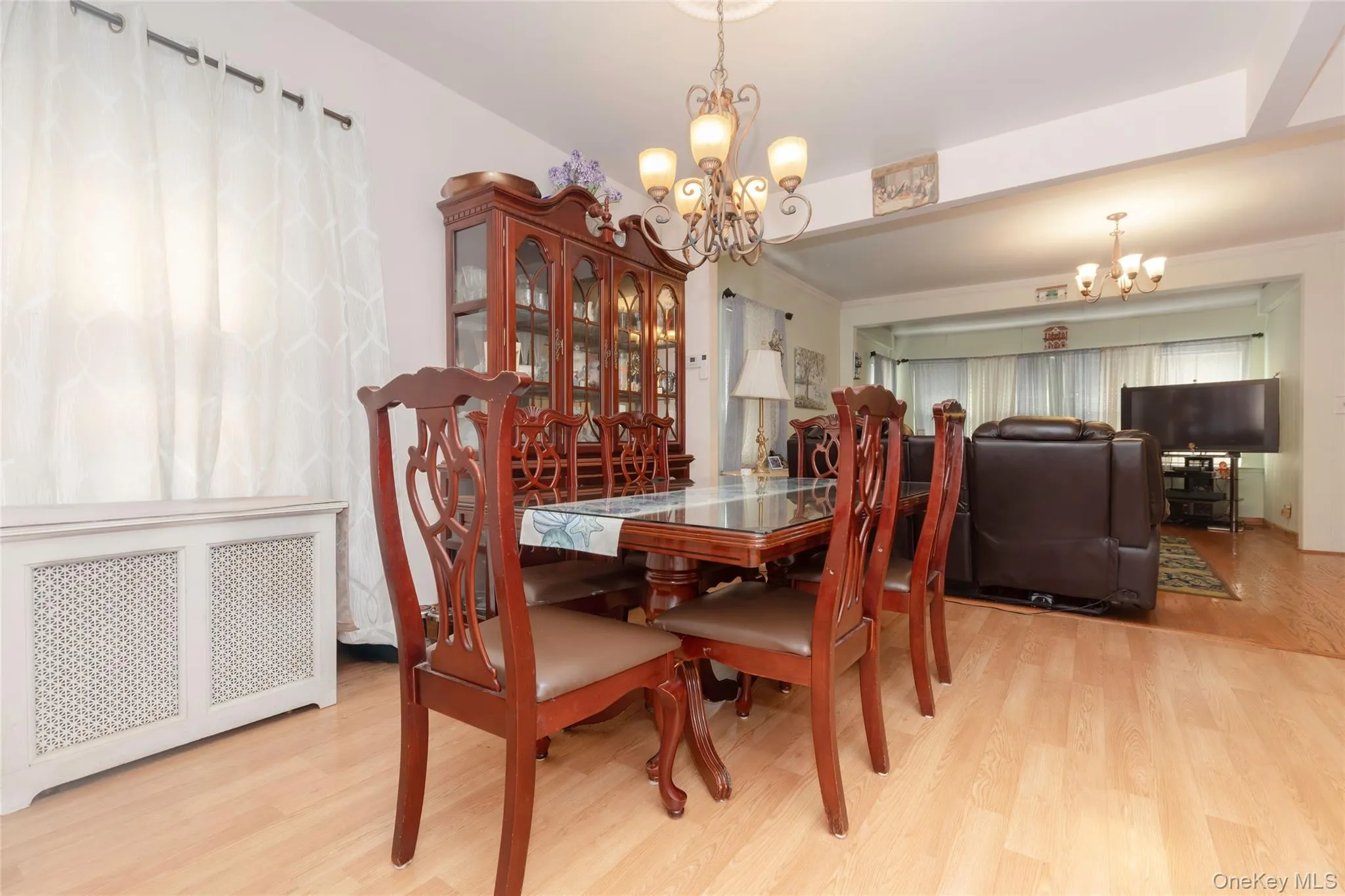 2036 Hobart Avenue, New York, NY, 2 Bedrooms Bedrooms, 5 Rooms Rooms,1 BathroomBathrooms,Residential,For Rent,Hobart,0,1030200 2036 Hobart Avenue, New York, NY, 2 Bedrooms Bedrooms, 5 Rooms Rooms,1 BathroomBathrooms,Residential,For Rent,Hobart,0,1030200
