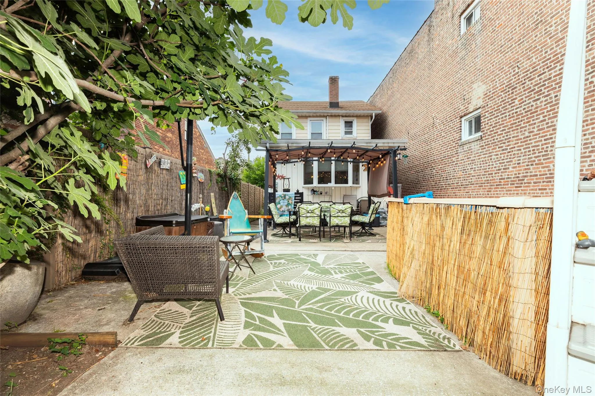 2036 Hobart Avenue, New York, NY, 2 Bedrooms Bedrooms, 5 Rooms Rooms,1 BathroomBathrooms,Residential,For Rent,Hobart,0,1030200 2036 Hobart Avenue, New York, NY, 2 Bedrooms Bedrooms, 5 Rooms Rooms,1 BathroomBathrooms,Residential,For Rent,Hobart,0,1030200