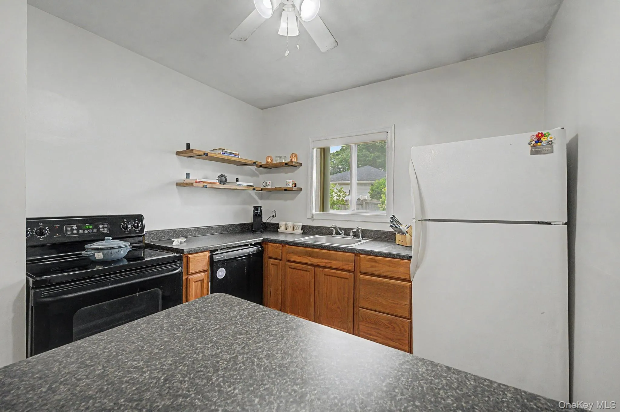 257 Elizabeth Avenue, Islip, NY, 3 Bedrooms Bedrooms, 5 Rooms Rooms,1 BathroomBathrooms,Residential,For Rent,Elizabeth,0,1030202 257 Elizabeth Avenue, Islip, NY, 3 Bedrooms Bedrooms, 5 Rooms Rooms,1 BathroomBathrooms,Residential,For Rent,Elizabeth,0,1030202