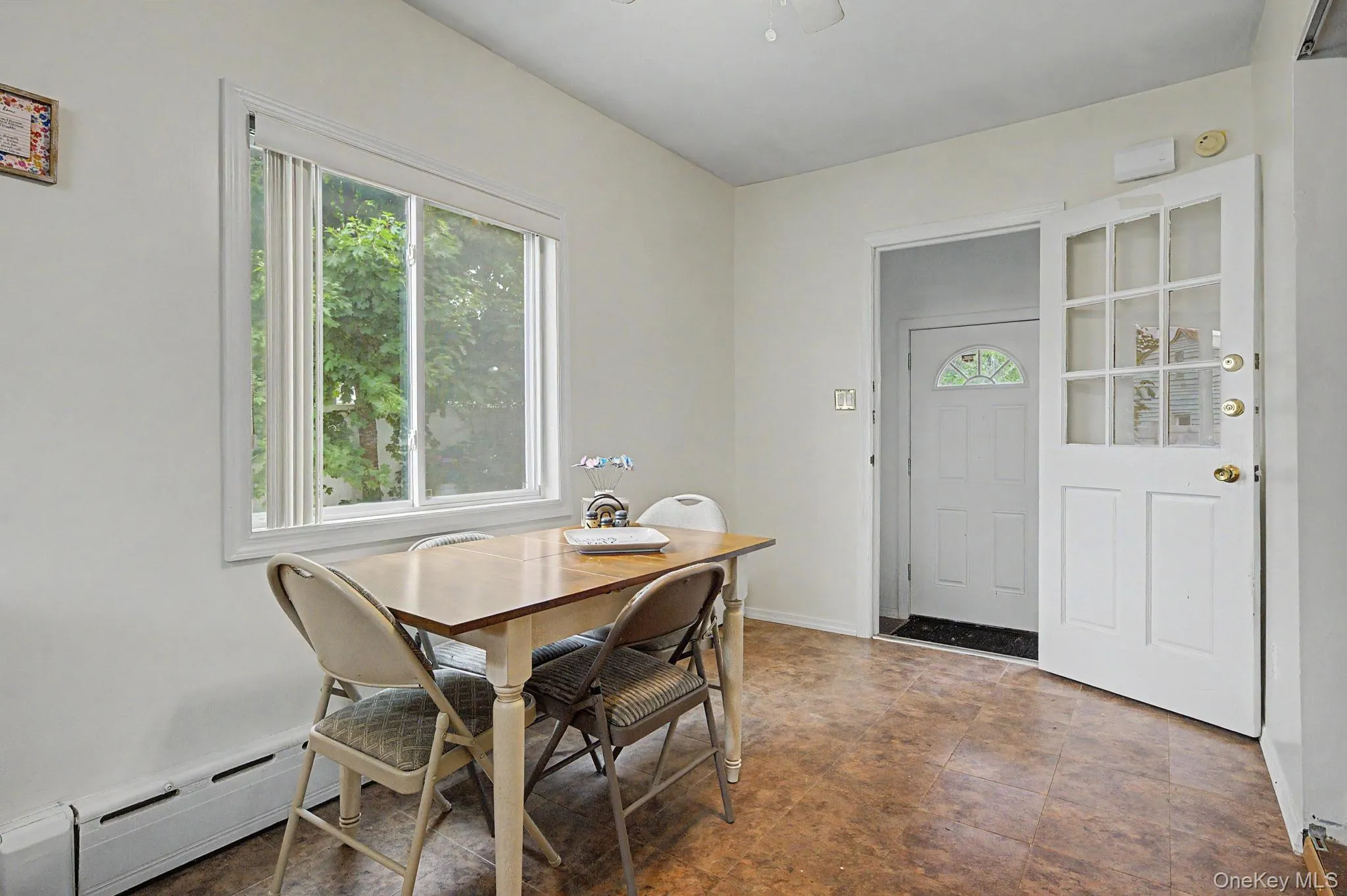 257 Elizabeth Avenue, Islip, NY, 3 Bedrooms Bedrooms, 5 Rooms Rooms,1 BathroomBathrooms,Residential,For Rent,Elizabeth,0,1030202 257 Elizabeth Avenue, Islip, NY, 3 Bedrooms Bedrooms, 5 Rooms Rooms,1 BathroomBathrooms,Residential,For Rent,Elizabeth,0,1030202