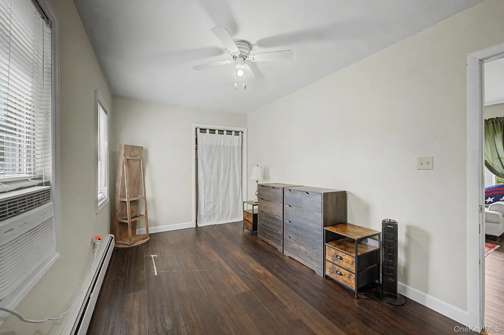 257 Elizabeth Avenue, Islip, NY, 3 Bedrooms Bedrooms, 5 Rooms Rooms,1 BathroomBathrooms,Residential,For Rent,Elizabeth,0,1030202 257 Elizabeth Avenue, Islip, NY, 3 Bedrooms Bedrooms, 5 Rooms Rooms,1 BathroomBathrooms,Residential,For Rent,Elizabeth,0,1030202