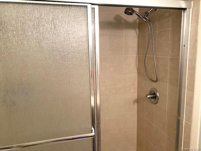 101 Harding Avenue, Long Beach, NY, 2 Bedrooms Bedrooms, 5 Rooms Rooms,2 BathroomsBathrooms,Residential Lease,For Rent,Harding,0,1030205 101 Harding Avenue, Long Beach, NY, 2 Bedrooms Bedrooms, 5 Rooms Rooms,2 BathroomsBathrooms,Residential Lease,For Rent,Harding,0,1030205