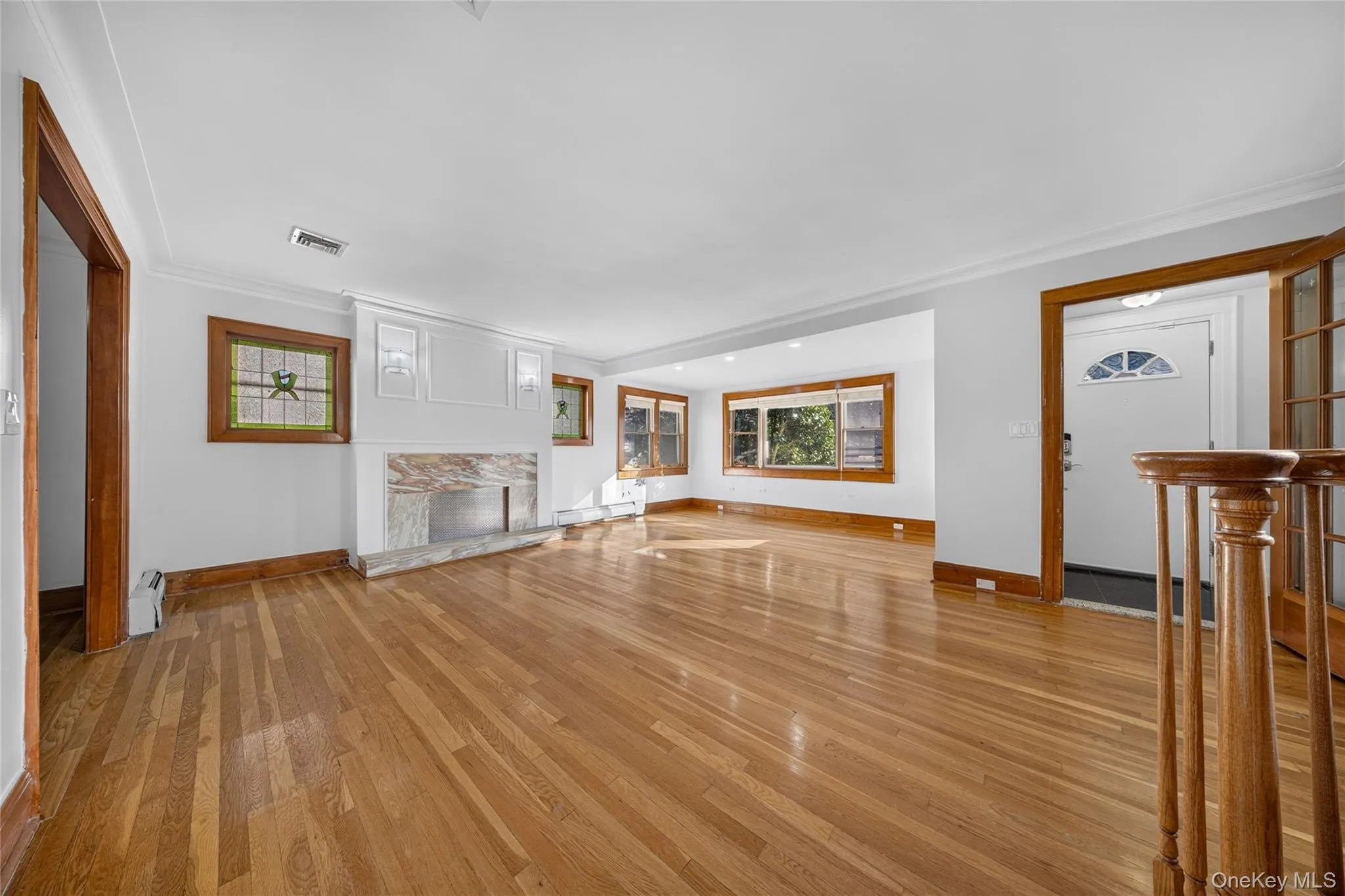 46-19 Iris Lane, North Hempstead, NY, 4 Bedrooms Bedrooms, 8 Rooms Rooms,2 BathroomsBathrooms,Residential,For Rent,Iris,0,1030208 46-19 Iris Lane, North Hempstead, NY, 4 Bedrooms Bedrooms, 8 Rooms Rooms,2 BathroomsBathrooms,Residential,For Rent,Iris,0,1030208