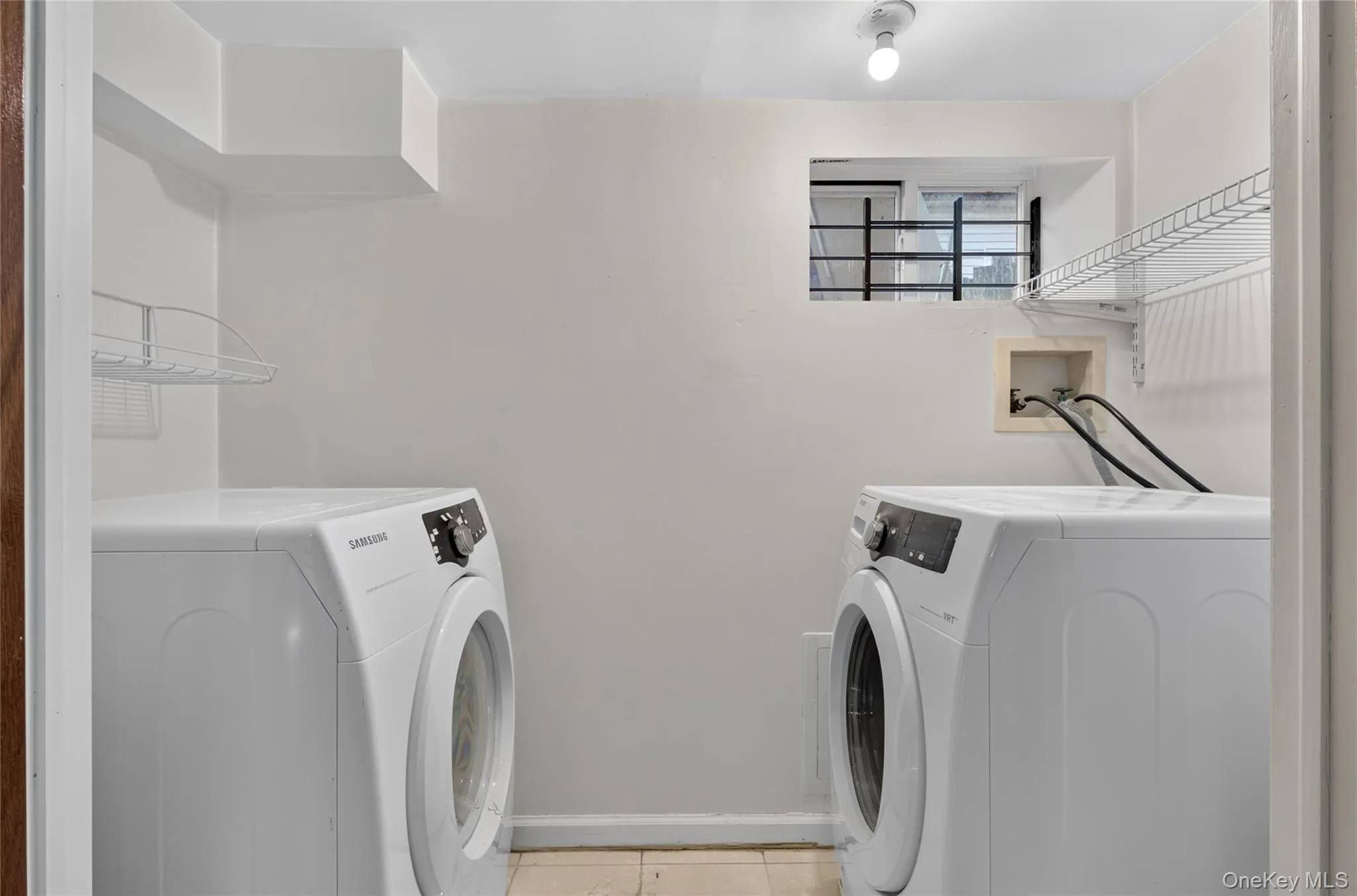 46-19 Iris Lane, North Hempstead, NY, 4 Bedrooms Bedrooms, 8 Rooms Rooms,2 BathroomsBathrooms,Residential,For Rent,Iris,0,1030208 46-19 Iris Lane, North Hempstead, NY, 4 Bedrooms Bedrooms, 8 Rooms Rooms,2 BathroomsBathrooms,Residential,For Rent,Iris,0,1030208