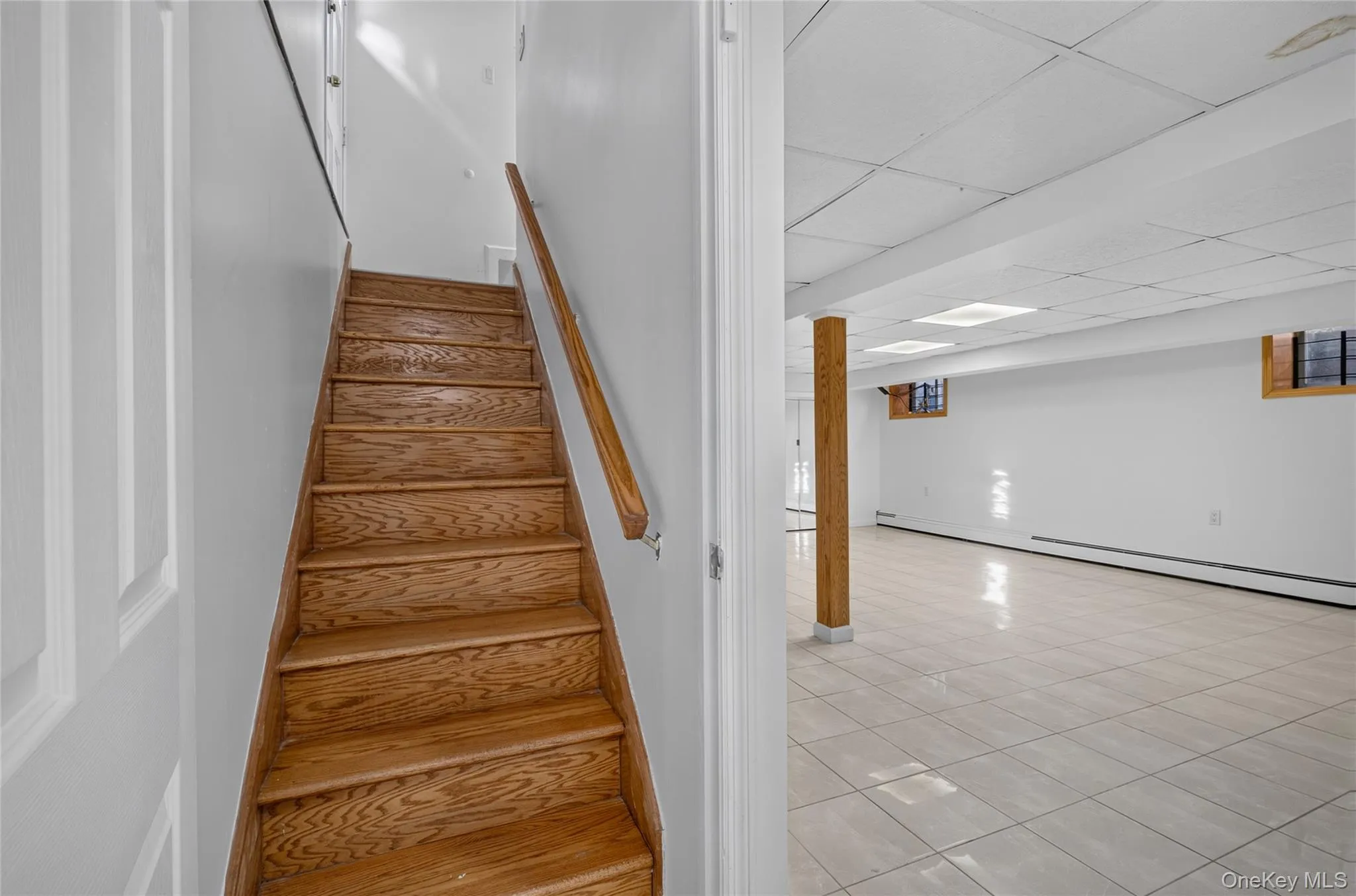 46-19 Iris Lane, North Hempstead, NY, 4 Bedrooms Bedrooms, 8 Rooms Rooms,2 BathroomsBathrooms,Residential,For Rent,Iris,0,1030208 46-19 Iris Lane, North Hempstead, NY, 4 Bedrooms Bedrooms, 8 Rooms Rooms,2 BathroomsBathrooms,Residential,For Rent,Iris,0,1030208