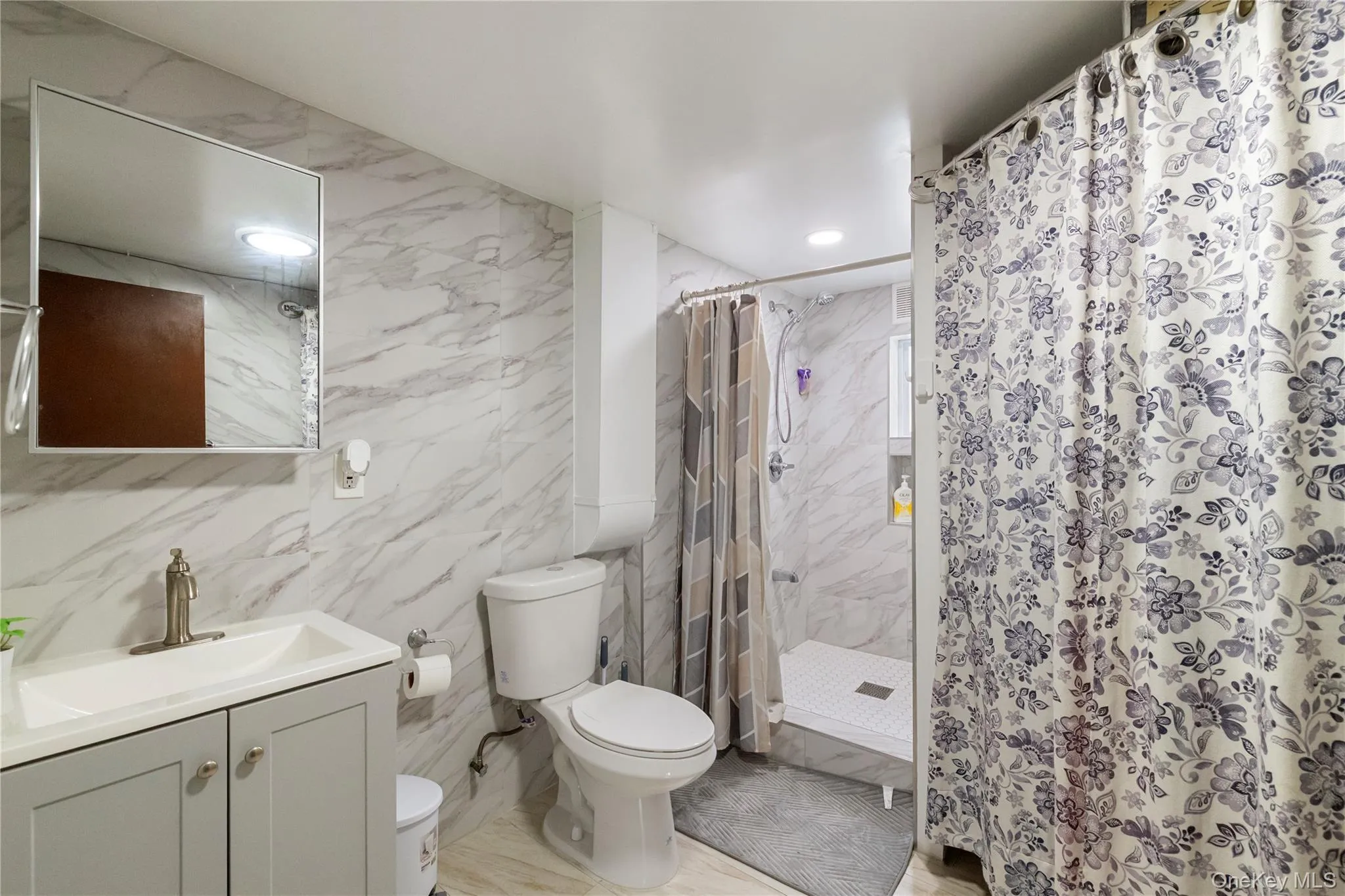 92 21st Street, Babylon, NY, 4 Bedrooms Bedrooms, 5 Rooms Rooms,1 BathroomBathrooms,Residential,For Rent,21st,0,1030214 92 21st Street, Babylon, NY, 4 Bedrooms Bedrooms, 5 Rooms Rooms,1 BathroomBathrooms,Residential,For Rent,21st,0,1030214