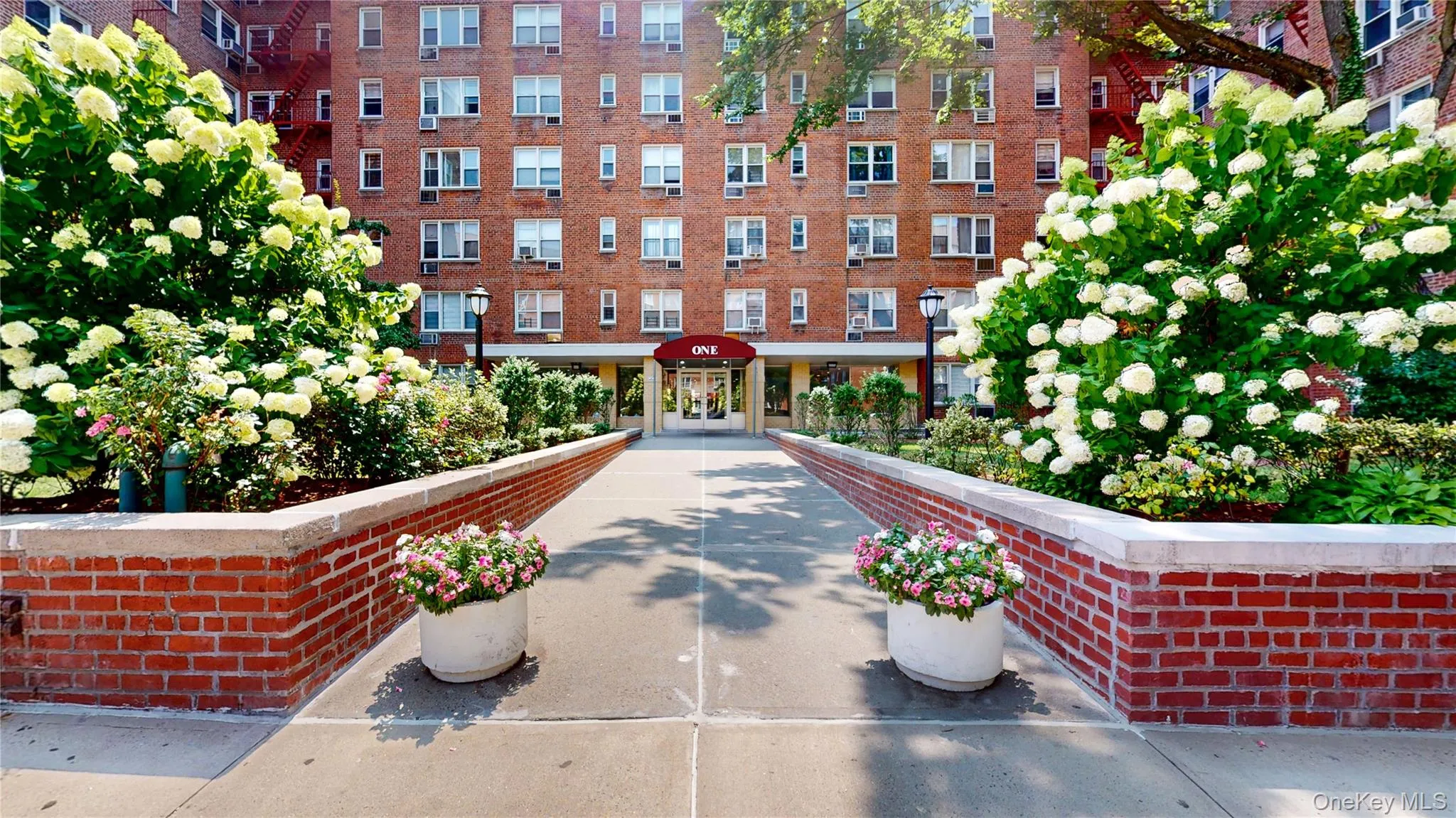 1 Sadore Lane, Yonkers, NY, 2 Bedrooms Bedrooms, 4 Rooms Rooms,1 BathroomBathrooms,Residential,For Rent,Sadore,0,1030216 1 Sadore Lane, Yonkers, NY, 2 Bedrooms Bedrooms, 4 Rooms Rooms,1 BathroomBathrooms,Residential,For Rent,Sadore,0,1030216