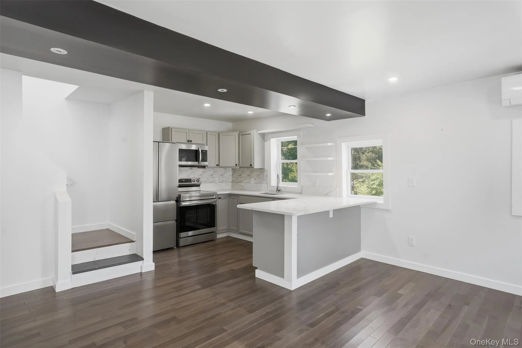 142 Railroad Avenue, Kingston (town), NY, 2 Bedrooms Bedrooms, 6 Rooms Rooms,1 BathroomBathrooms,Residential,For Rent,Railroad,0,1030218 142 Railroad Avenue, Kingston (town), NY, 2 Bedrooms Bedrooms, 6 Rooms Rooms,1 BathroomBathrooms,Residential,For Rent,Railroad,0,1030218
