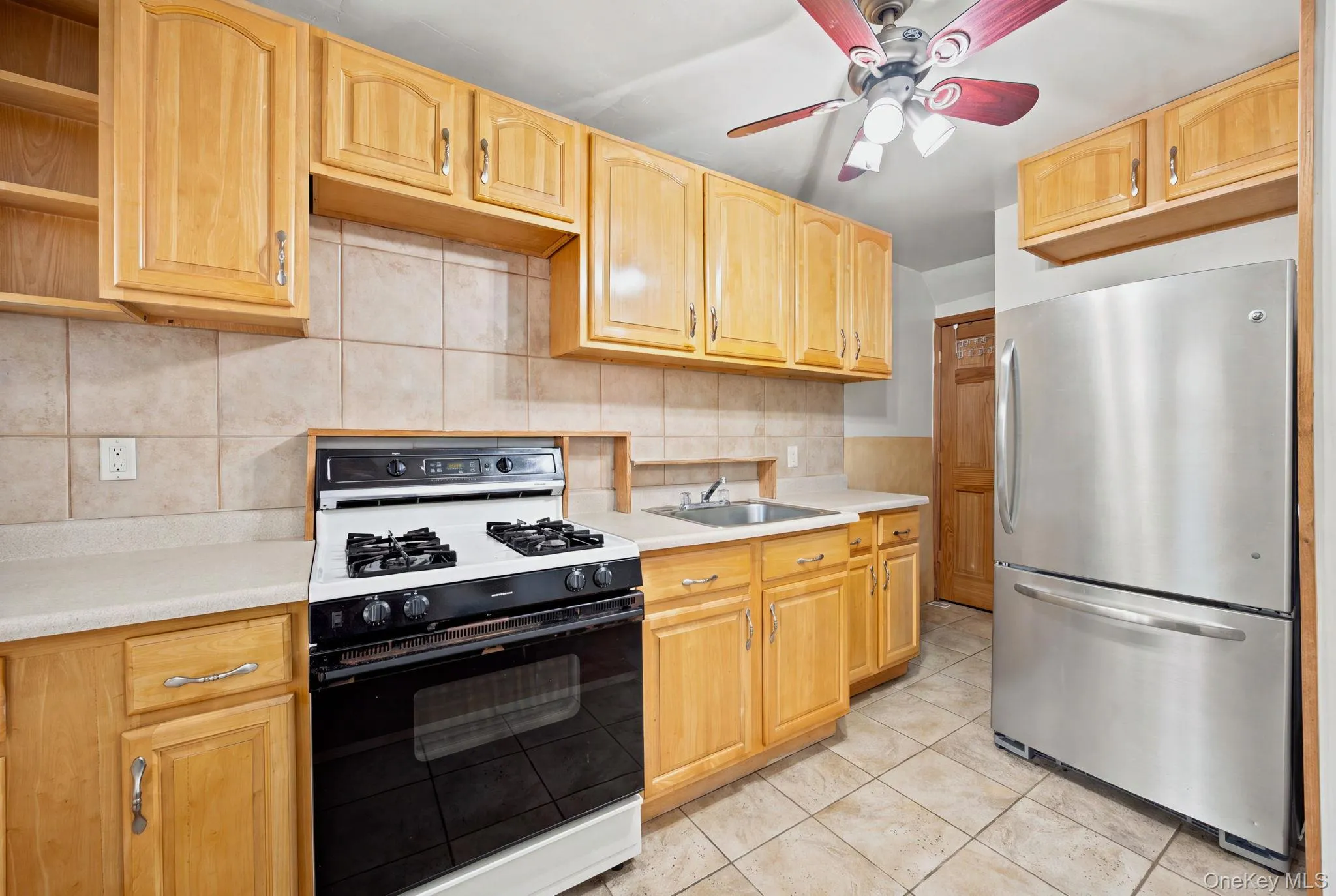 2005 26th Street, New York, NY, 2 Bedrooms Bedrooms, 6 Rooms Rooms,1 BathroomBathrooms,Residential,For Rent,26th,0,1030220 2005 26th Street, New York, NY, 2 Bedrooms Bedrooms, 6 Rooms Rooms,1 BathroomBathrooms,Residential,For Rent,26th,0,1030220