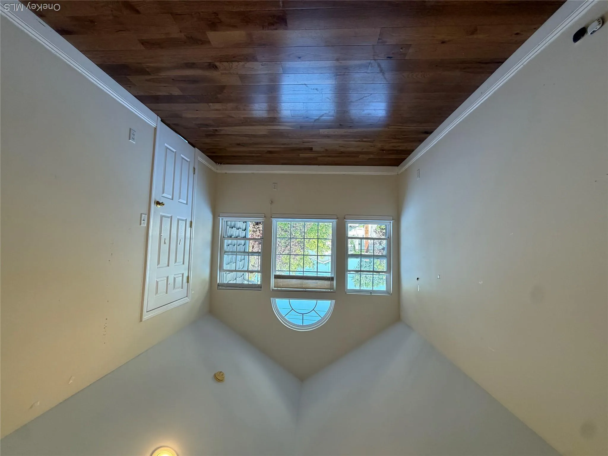12 Yennicock Avenue, North Hempstead, NY, 2 Bedrooms Bedrooms, 6 Rooms Rooms,3 BathroomsBathrooms,Residential Lease,For Rent,Yennicock,0,1030224 12 Yennicock Avenue, North Hempstead, NY, 2 Bedrooms Bedrooms, 6 Rooms Rooms,3 BathroomsBathrooms,Residential Lease,For Rent,Yennicock,0,1030224
