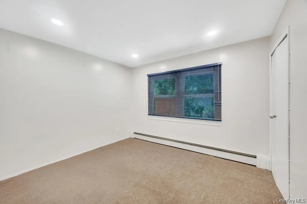 38 Barker Drive, Brookhaven, NY, 6 Bedrooms Bedrooms, 10 Rooms Rooms,3 BathroomsBathrooms,Residential Lease,For Rent,Barker,0,1030225 38 Barker Drive, Brookhaven, NY, 6 Bedrooms Bedrooms, 10 Rooms Rooms,3 BathroomsBathrooms,Residential Lease,For Rent,Barker,0,1030225