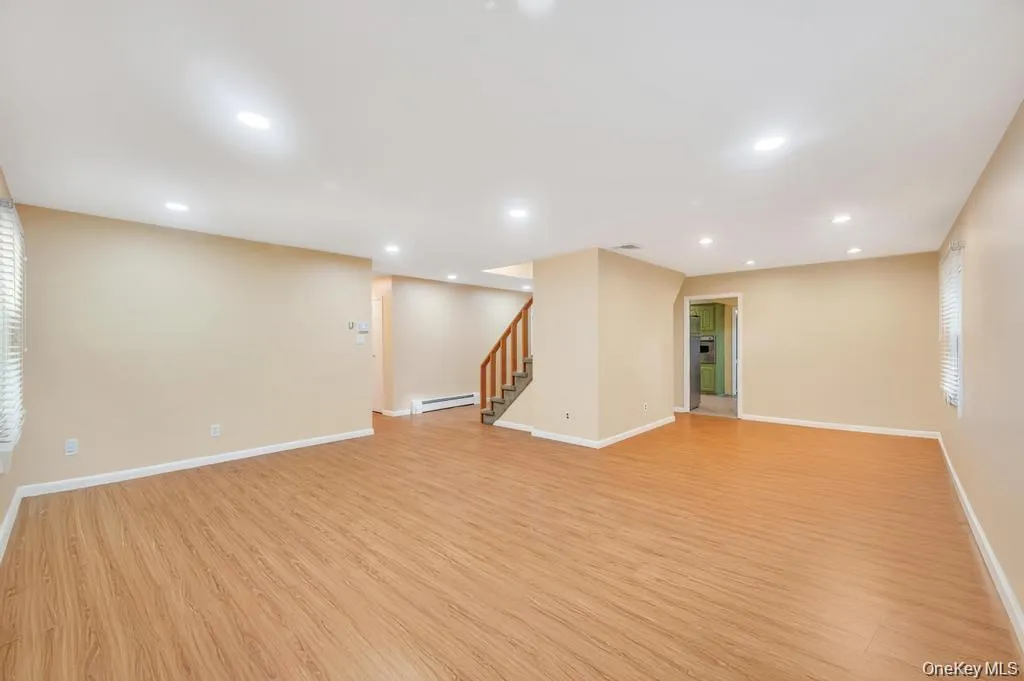 38 Barker Drive, Brookhaven, NY, 6 Bedrooms Bedrooms, 10 Rooms Rooms,3 BathroomsBathrooms,Residential Lease,For Rent,Barker,0,1030225 38 Barker Drive, Brookhaven, NY, 6 Bedrooms Bedrooms, 10 Rooms Rooms,3 BathroomsBathrooms,Residential Lease,For Rent,Barker,0,1030225