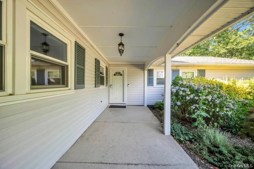 38 Barker Drive, Brookhaven, NY, 6 Bedrooms Bedrooms, 10 Rooms Rooms,3 BathroomsBathrooms,Residential Lease,For Rent,Barker,0,1030225 38 Barker Drive, Brookhaven, NY, 6 Bedrooms Bedrooms, 10 Rooms Rooms,3 BathroomsBathrooms,Residential Lease,For Rent,Barker,0,1030225