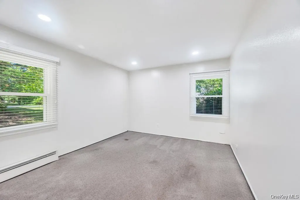 38 Barker Drive, Brookhaven, NY, 6 Bedrooms Bedrooms, 10 Rooms Rooms,3 BathroomsBathrooms,Residential Lease,For Rent,Barker,0,1030225 38 Barker Drive, Brookhaven, NY, 6 Bedrooms Bedrooms, 10 Rooms Rooms,3 BathroomsBathrooms,Residential Lease,For Rent,Barker,0,1030225