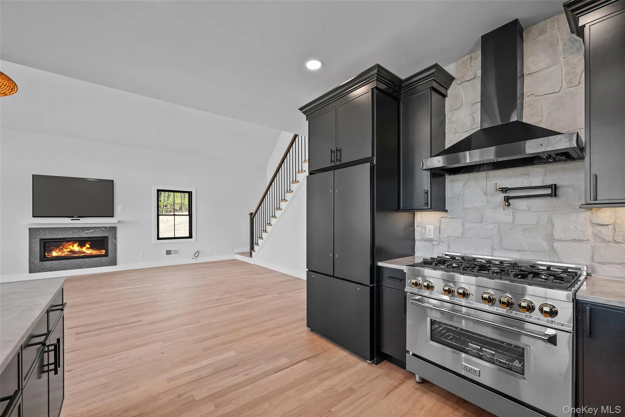 98 Fox Hill Road, Wallkill, NY, 4 Bedrooms Bedrooms, 8 Rooms Rooms,2 BathroomsBathrooms,Residential,For Rent,Fox Hill,0,1030231 98 Fox Hill Road, Wallkill, NY, 4 Bedrooms Bedrooms, 8 Rooms Rooms,2 BathroomsBathrooms,Residential,For Rent,Fox Hill,0,1030231