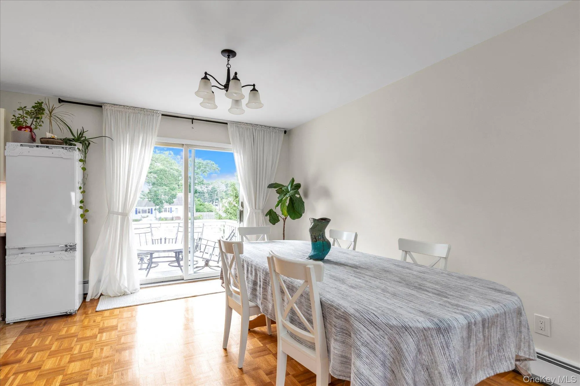 583 Erie Avenue, Babylon, NY, 6 Bedrooms Bedrooms, 15 Rooms Rooms,3 BathroomsBathrooms,Residential,For Rent,Erie,0,1030232 583 Erie Avenue, Babylon, NY, 6 Bedrooms Bedrooms, 15 Rooms Rooms,3 BathroomsBathrooms,Residential,For Rent,Erie,0,1030232