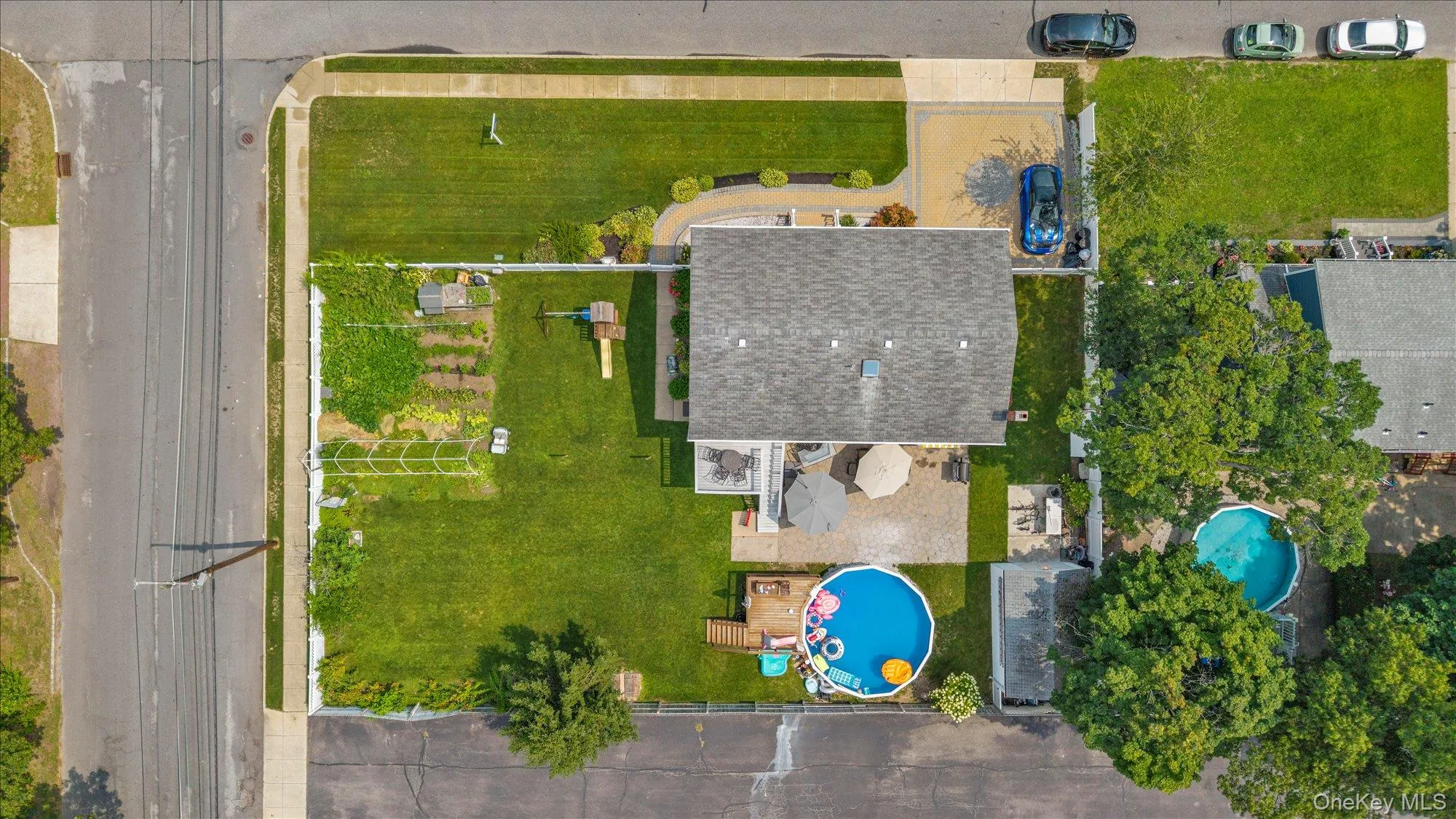583 Erie Avenue, Babylon, NY, 6 Bedrooms Bedrooms, 15 Rooms Rooms,3 BathroomsBathrooms,Residential,For Rent,Erie,0,1030232 583 Erie Avenue, Babylon, NY, 6 Bedrooms Bedrooms, 15 Rooms Rooms,3 BathroomsBathrooms,Residential,For Rent,Erie,0,1030232