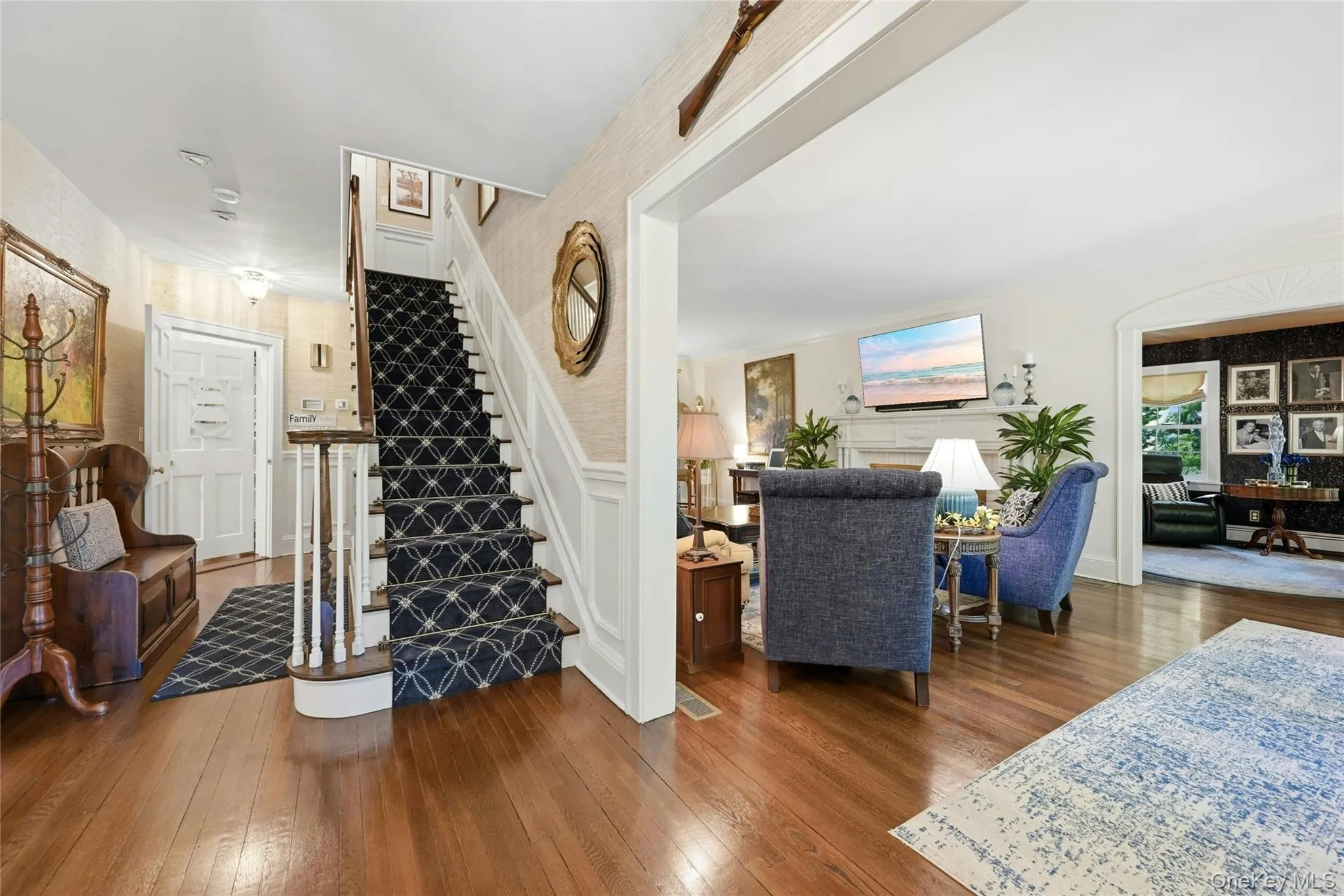 Classic Americana - Center Hall Colonial Classic Americana - Center Hall Colonial