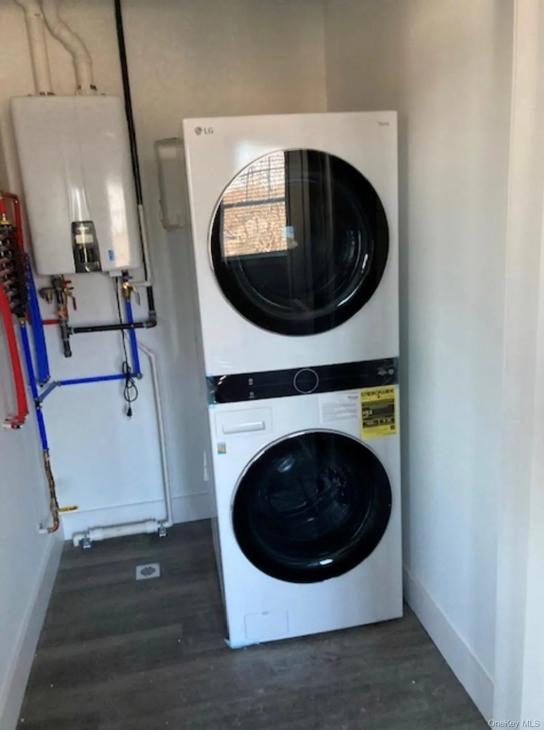 116 Waverly Avenue, Brookhaven, NY, 1 Bedroom Bedrooms, 4 Rooms Rooms,1 BathroomBathrooms,Residential Lease,For Rent,Waverly,0,1030241 116 Waverly Avenue, Brookhaven, NY, 1 Bedroom Bedrooms, 4 Rooms Rooms,1 BathroomBathrooms,Residential Lease,For Rent,Waverly,0,1030241
