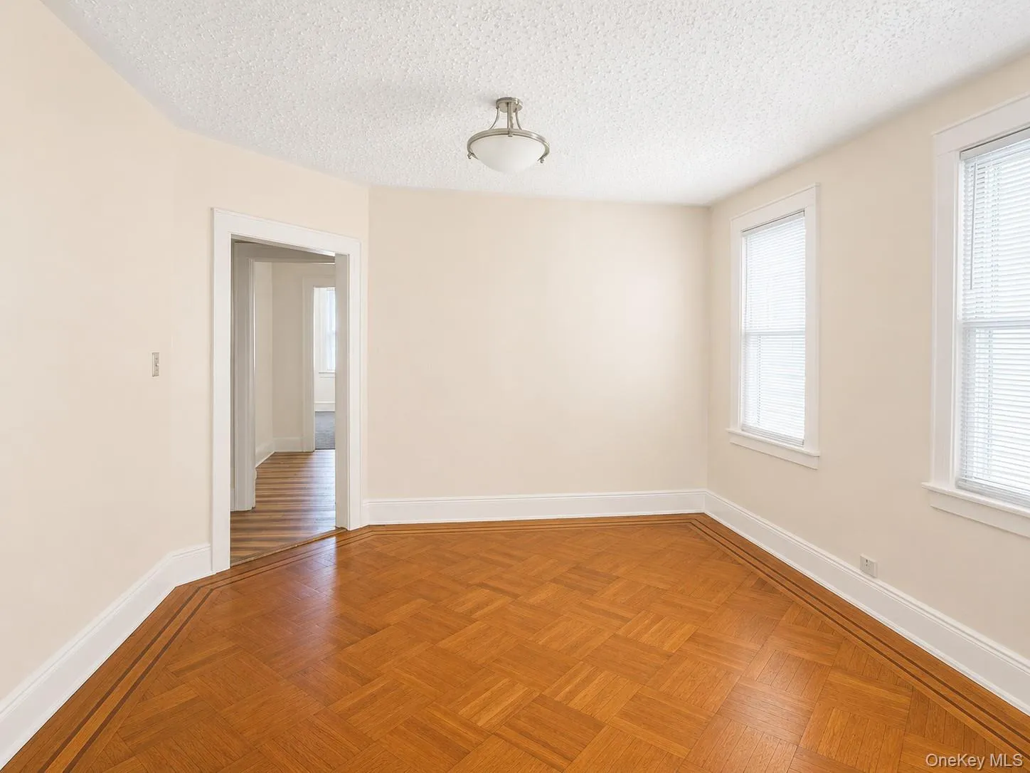 6442 Catalpa Avenue, New York, NY, 2 Bedrooms Bedrooms, 5 Rooms Rooms,1 BathroomBathrooms,Residential Lease,For Rent,Catalpa,0,1030244 6442 Catalpa Avenue, New York, NY, 2 Bedrooms Bedrooms, 5 Rooms Rooms,1 BathroomBathrooms,Residential Lease,For Rent,Catalpa,0,1030244