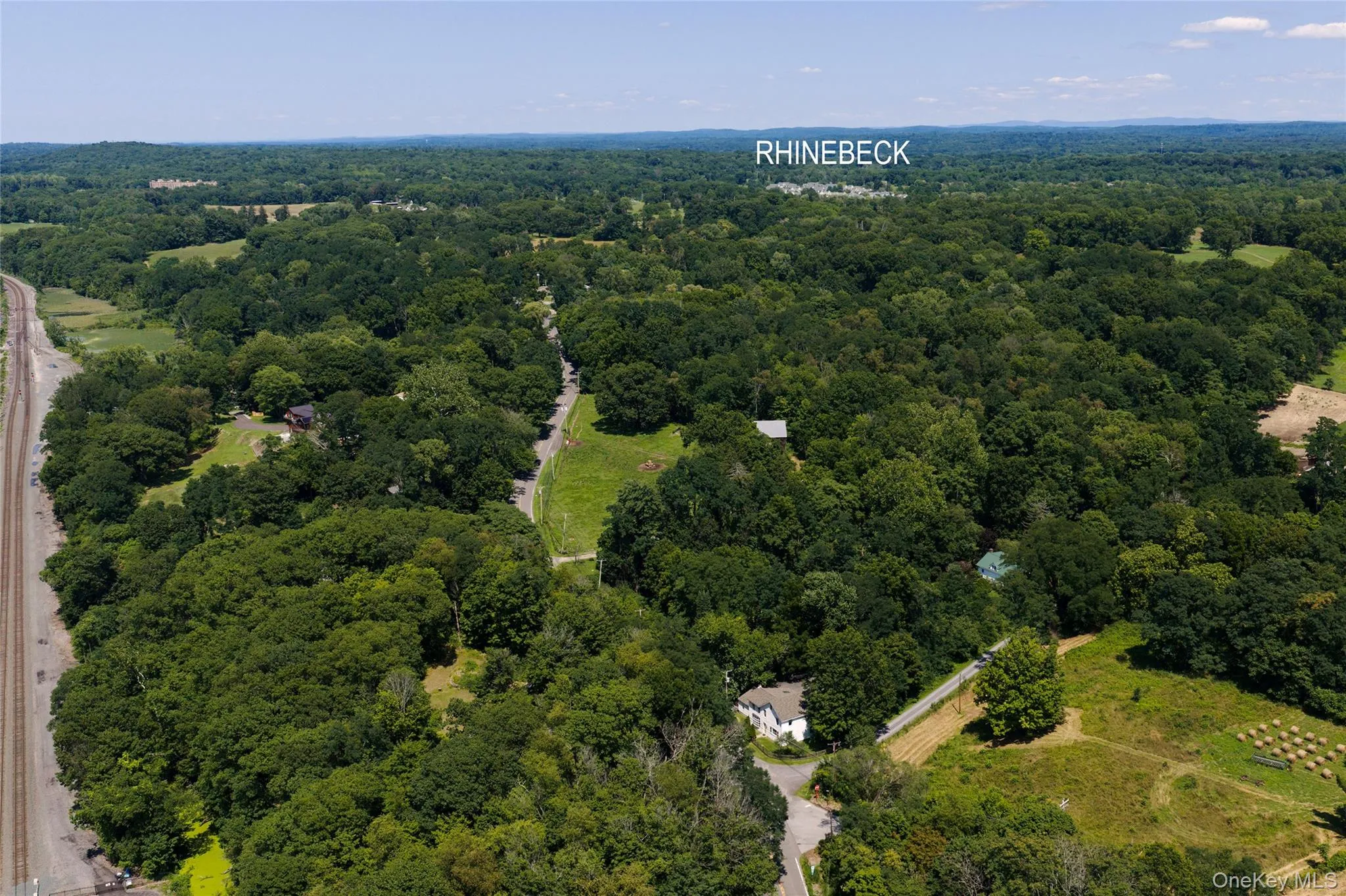 420 Rhinecliff Road, Rhinebeck, NY, 5 Bedrooms Bedrooms, 12 Rooms Rooms,3 BathroomsBathrooms,Residential,For Rent,Rhinecliff,0,1030248 420 Rhinecliff Road, Rhinebeck, NY, 5 Bedrooms Bedrooms, 12 Rooms Rooms,3 BathroomsBathrooms,Residential,For Rent,Rhinecliff,0,1030248